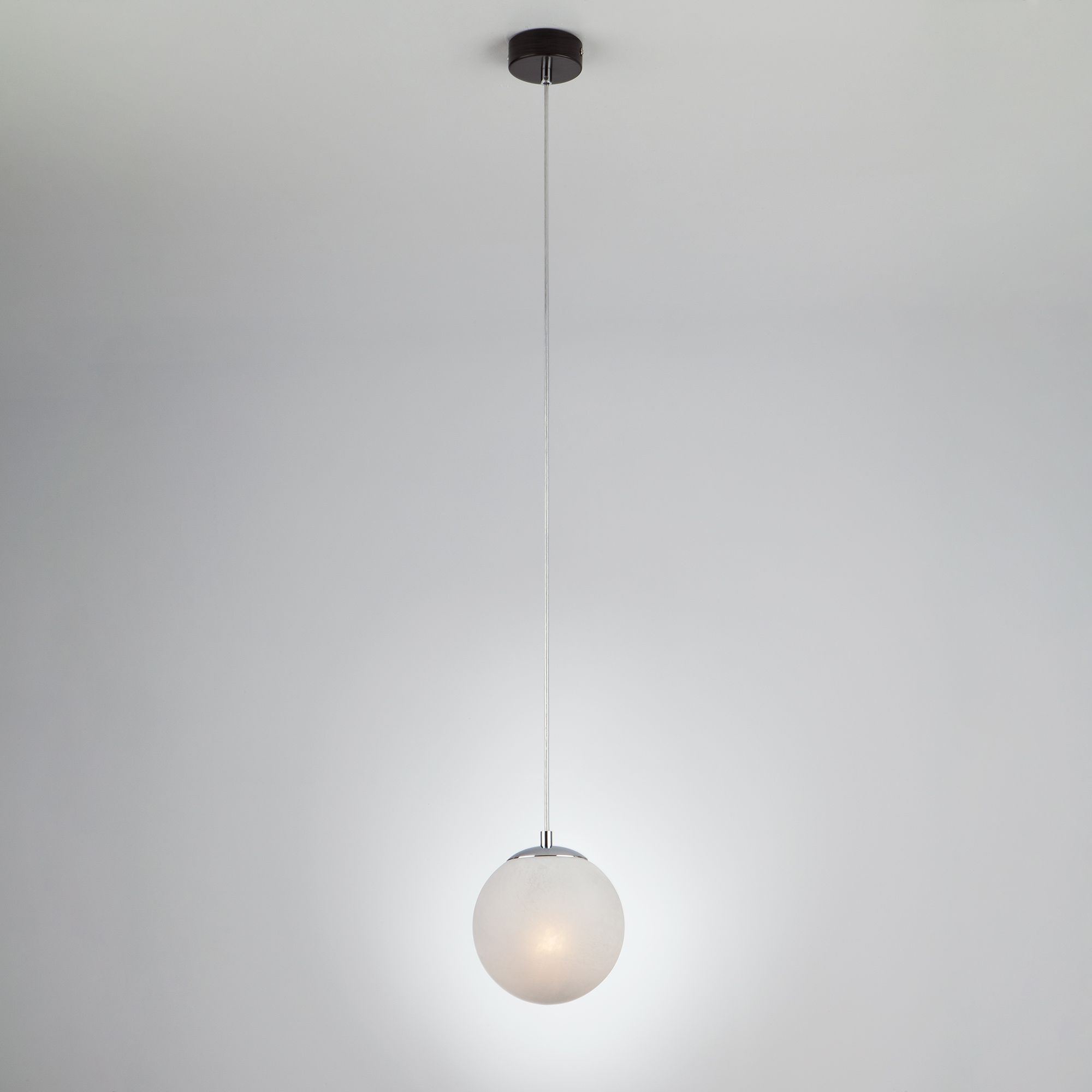 Подвесной светильник в стиле лофт Eurosvet Globe 70069/1 хром/черный. Фото 2