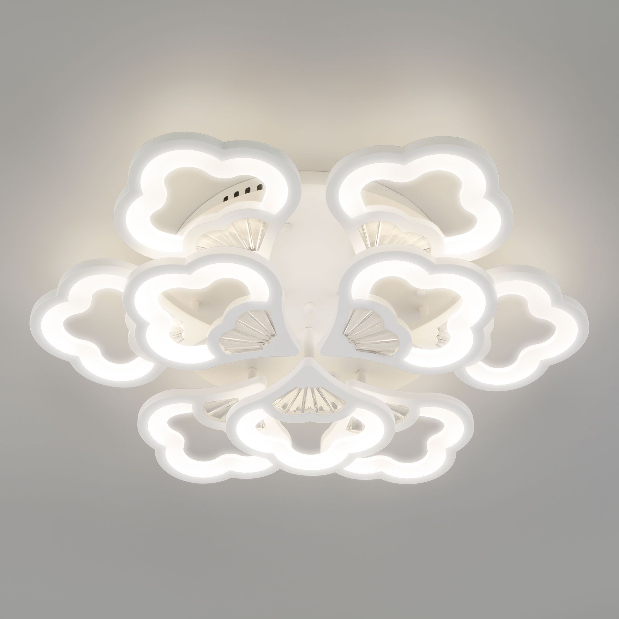 Потолочный светильник с пультом Eurosvet Arctic 90141/9 белый. Фото 1