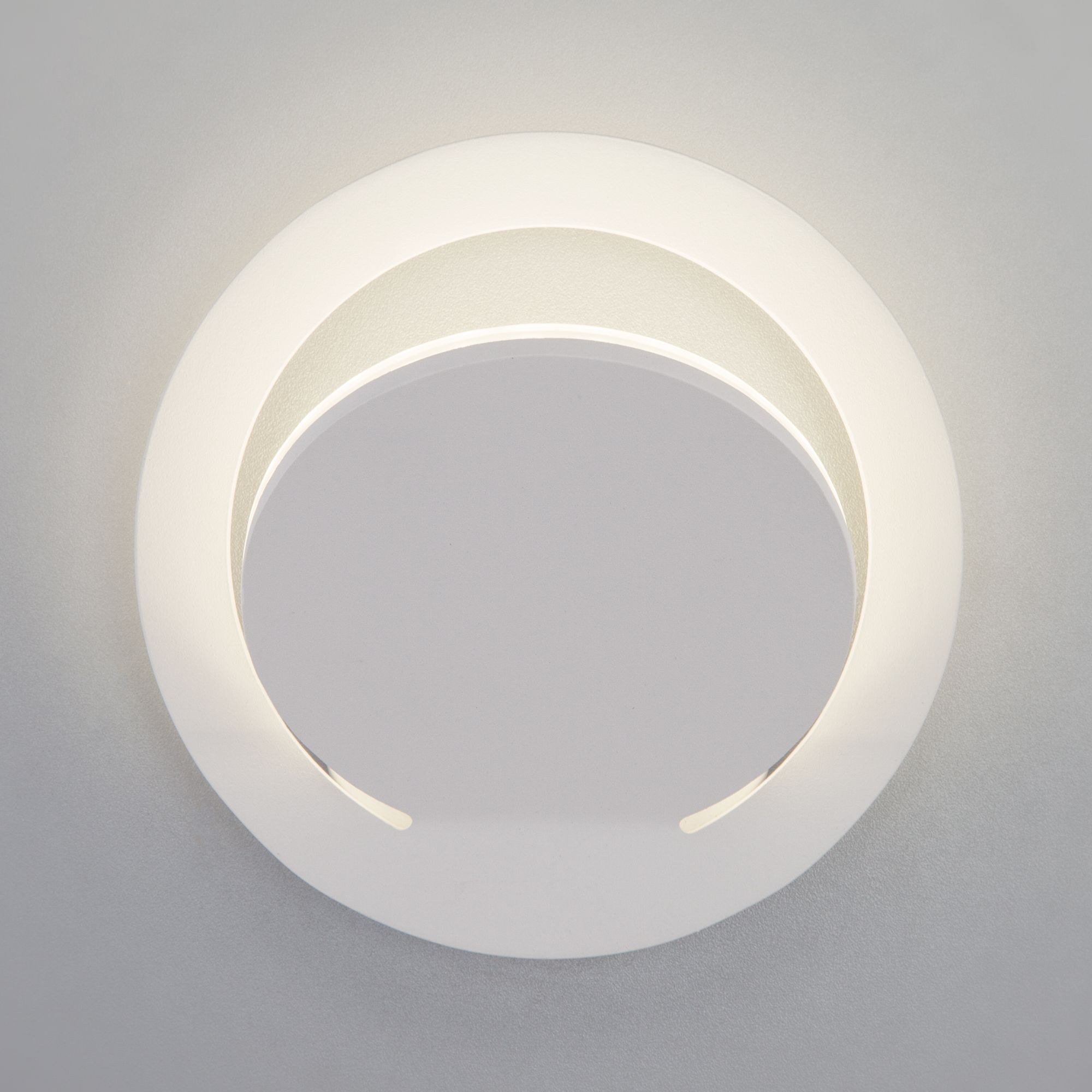 Настенный светодиодный светильник Elektrostandard Alero Alero LED белый (MRL LED 1010). Фото 3