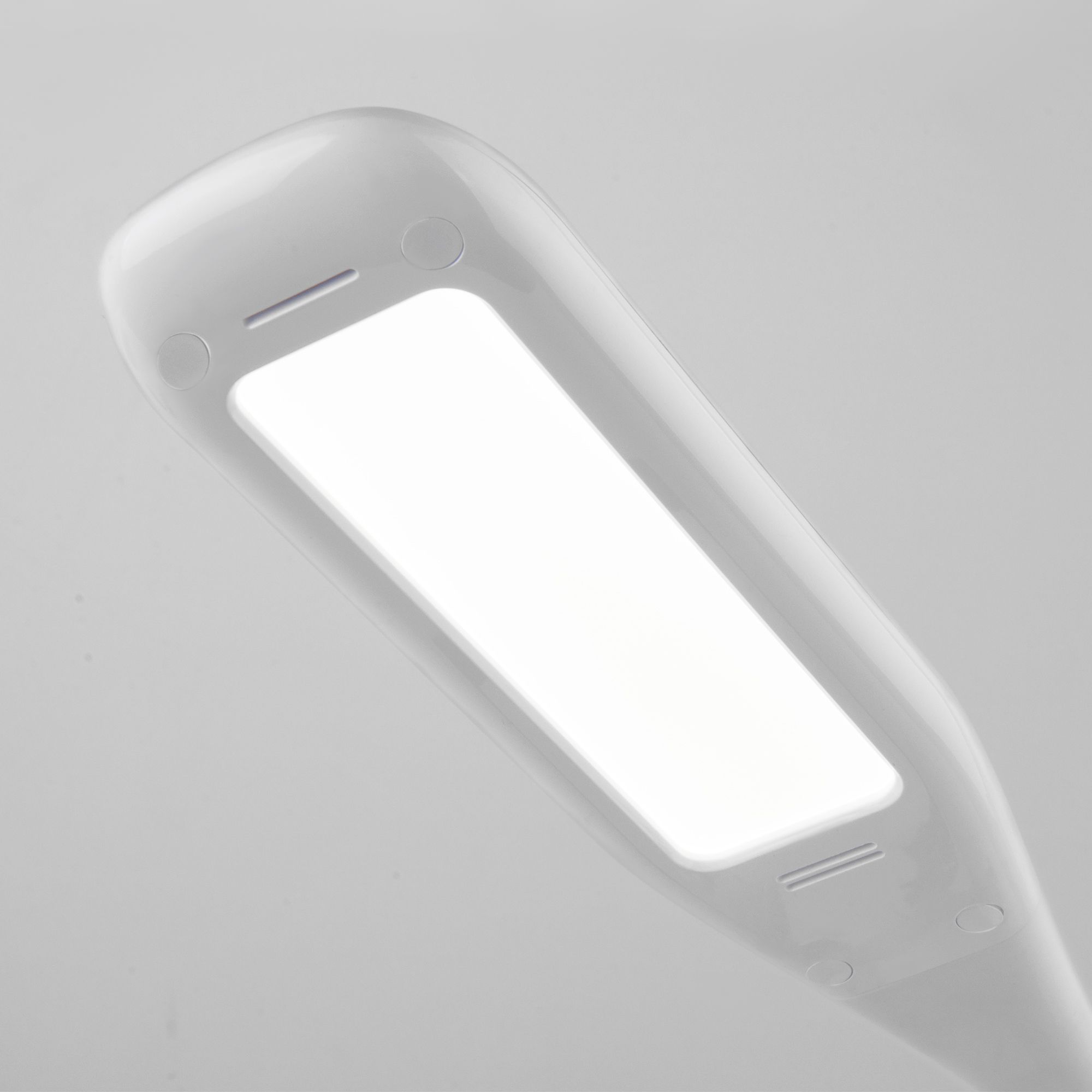 Светодиодная настольная лампа Eurosvet Voice 80417/1 белый. Фото 3