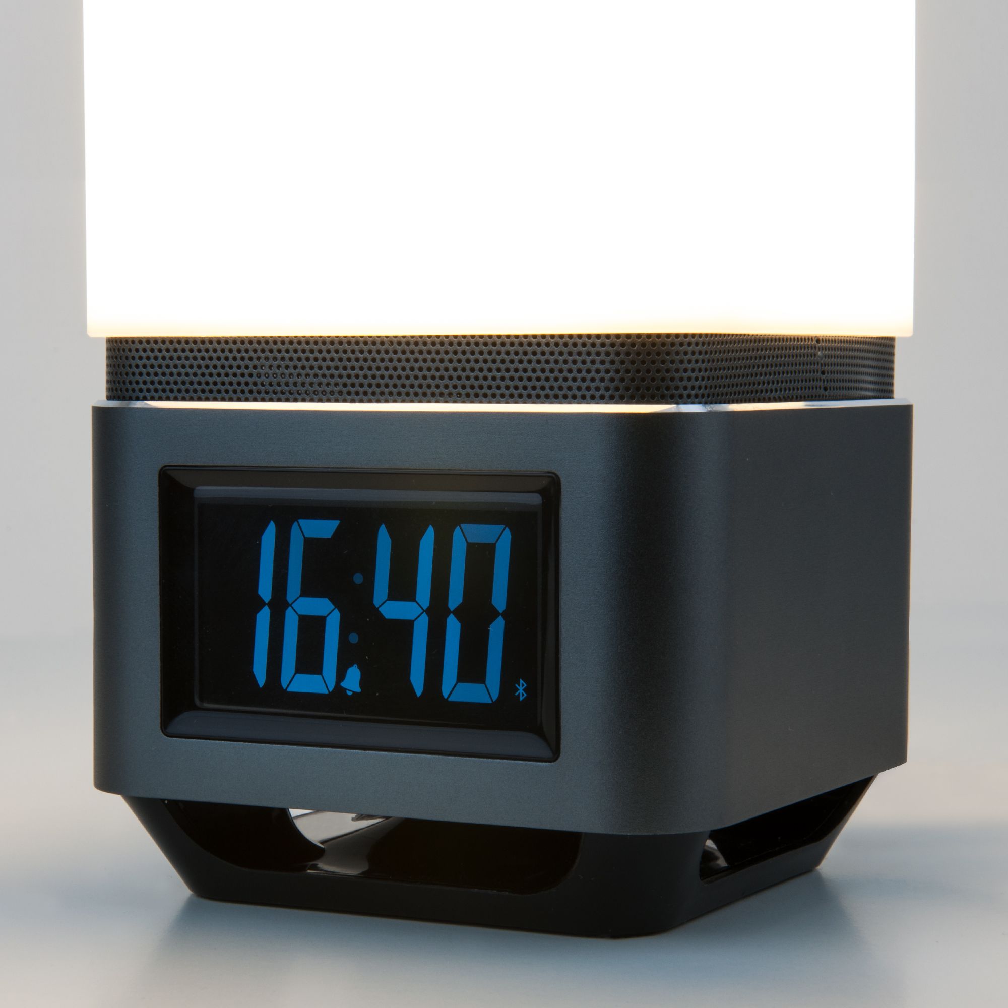 Smart-лампа с Bluetooth-колонкой Eurosvet Media 80418/1 серебристый. Фото 3