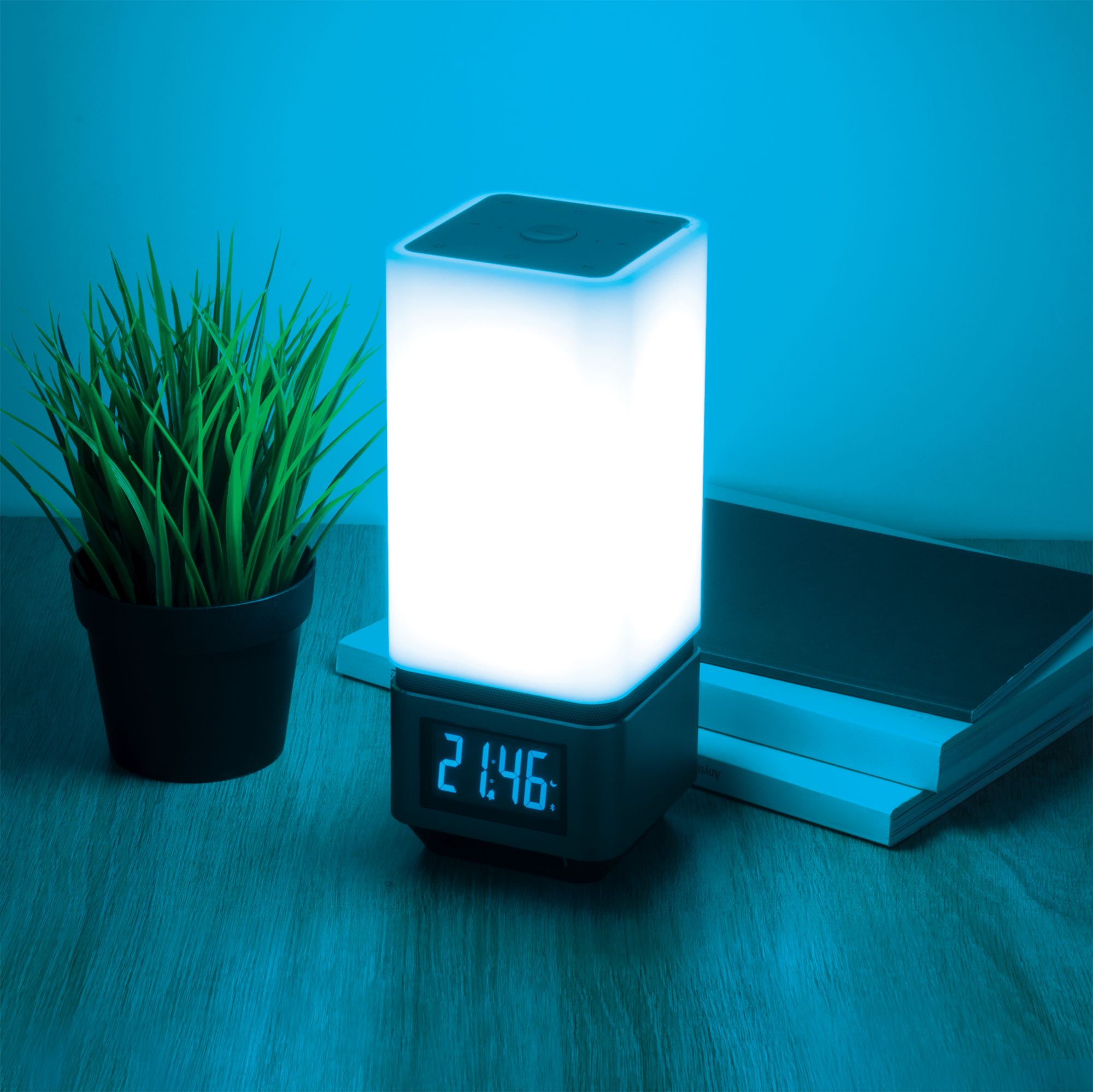 Smart-лампа с Bluetooth-колонкой Eurosvet Media 80418/1 серебристый. Фото 9