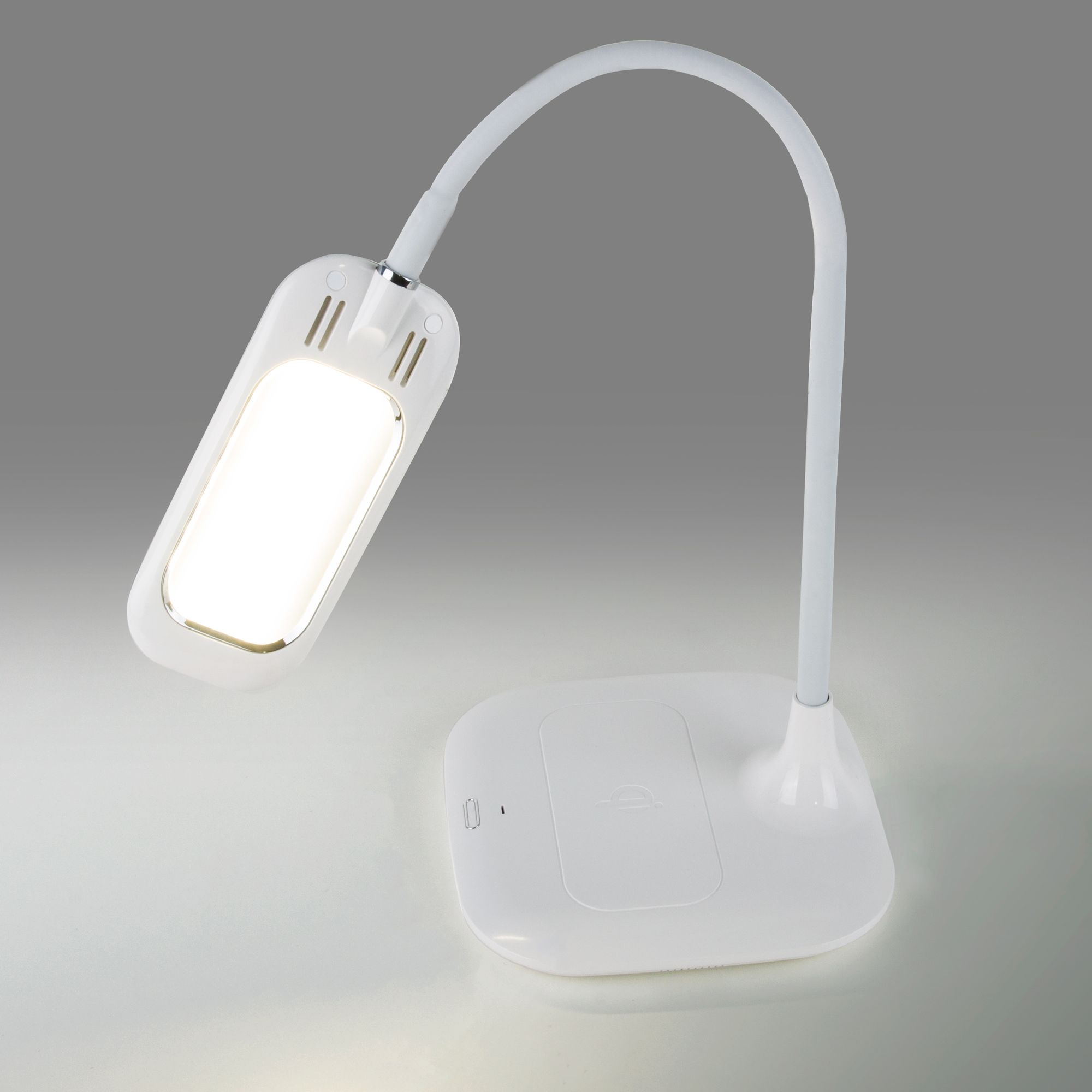 Светодиодная настольная лампа с беспроводной зарядкой Eurosvet Effi 80419/1 белый. Фото 5