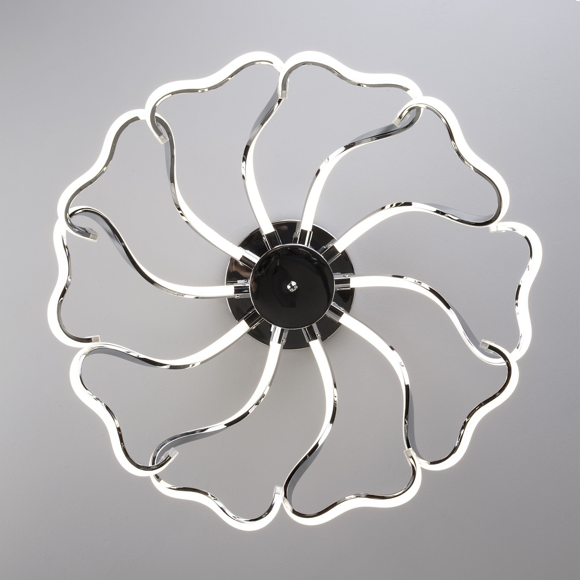 Светодиодный потолочный светильник Eurosvet Begonia 90095/10 хром. Фото 4
