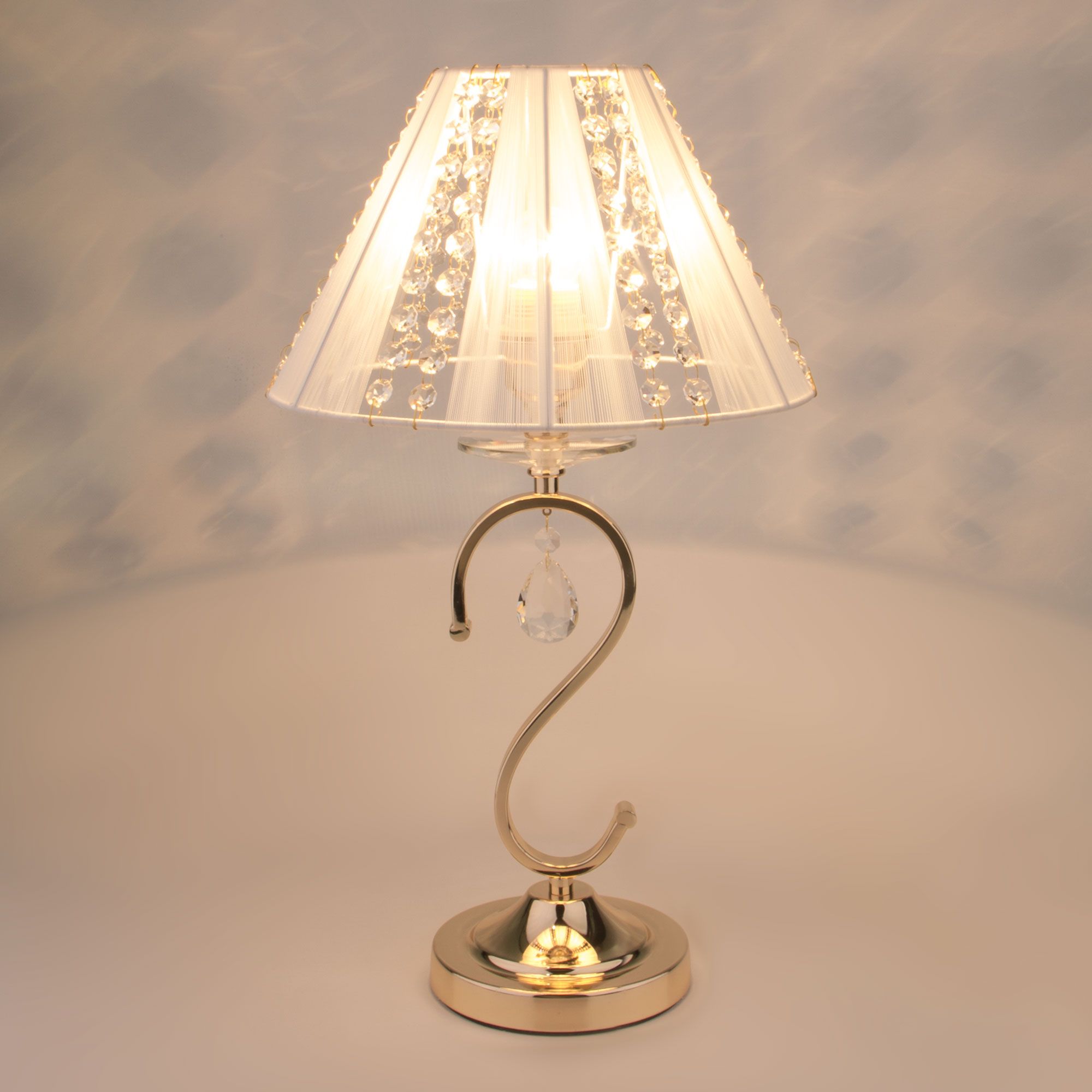 Настольная лампа Eurosvet Alexis 3419/1T золото/белый Strotskis. Фото 6