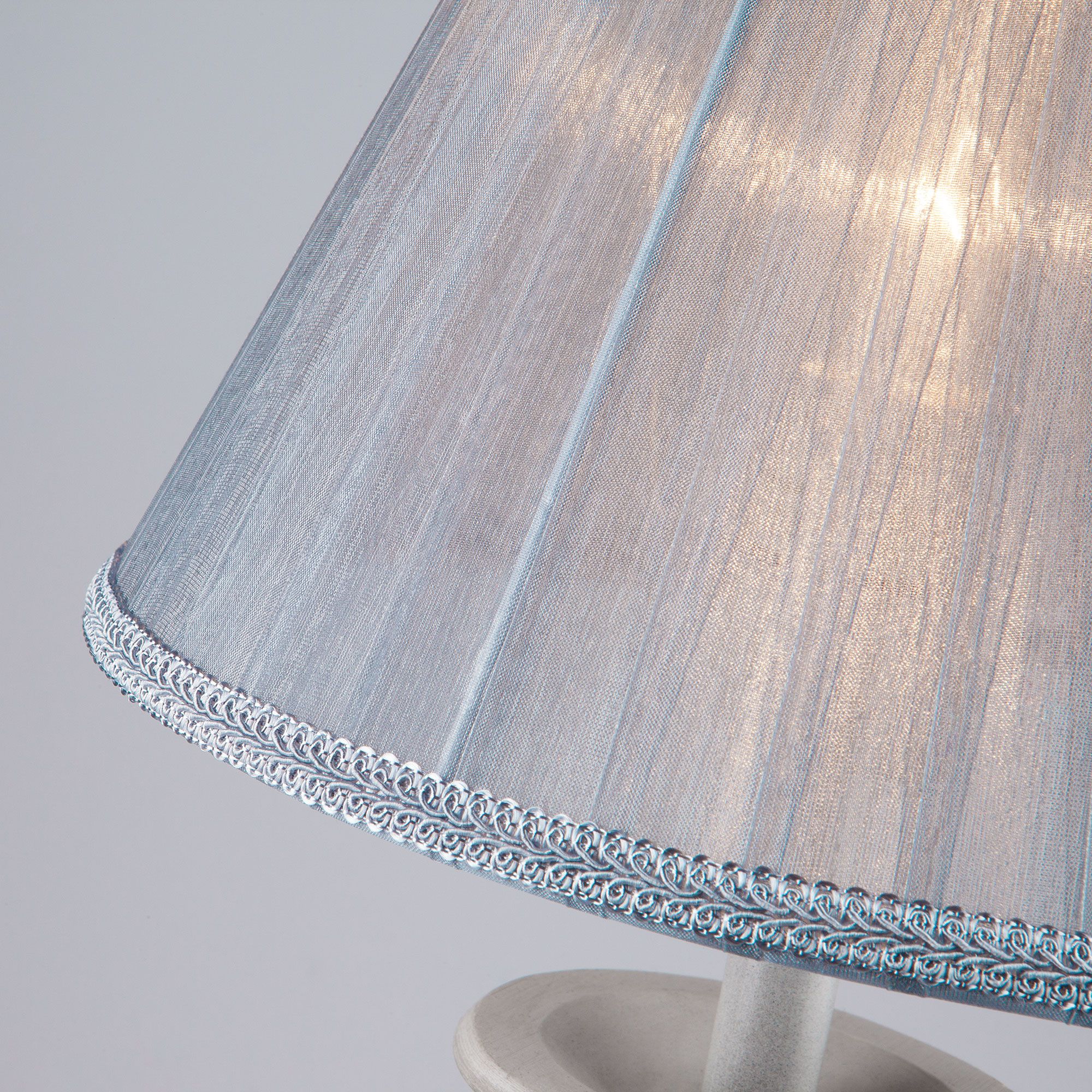 Настольная лампа с абажуром Eurosvet Elegy 01026/1 серый. Фото 2