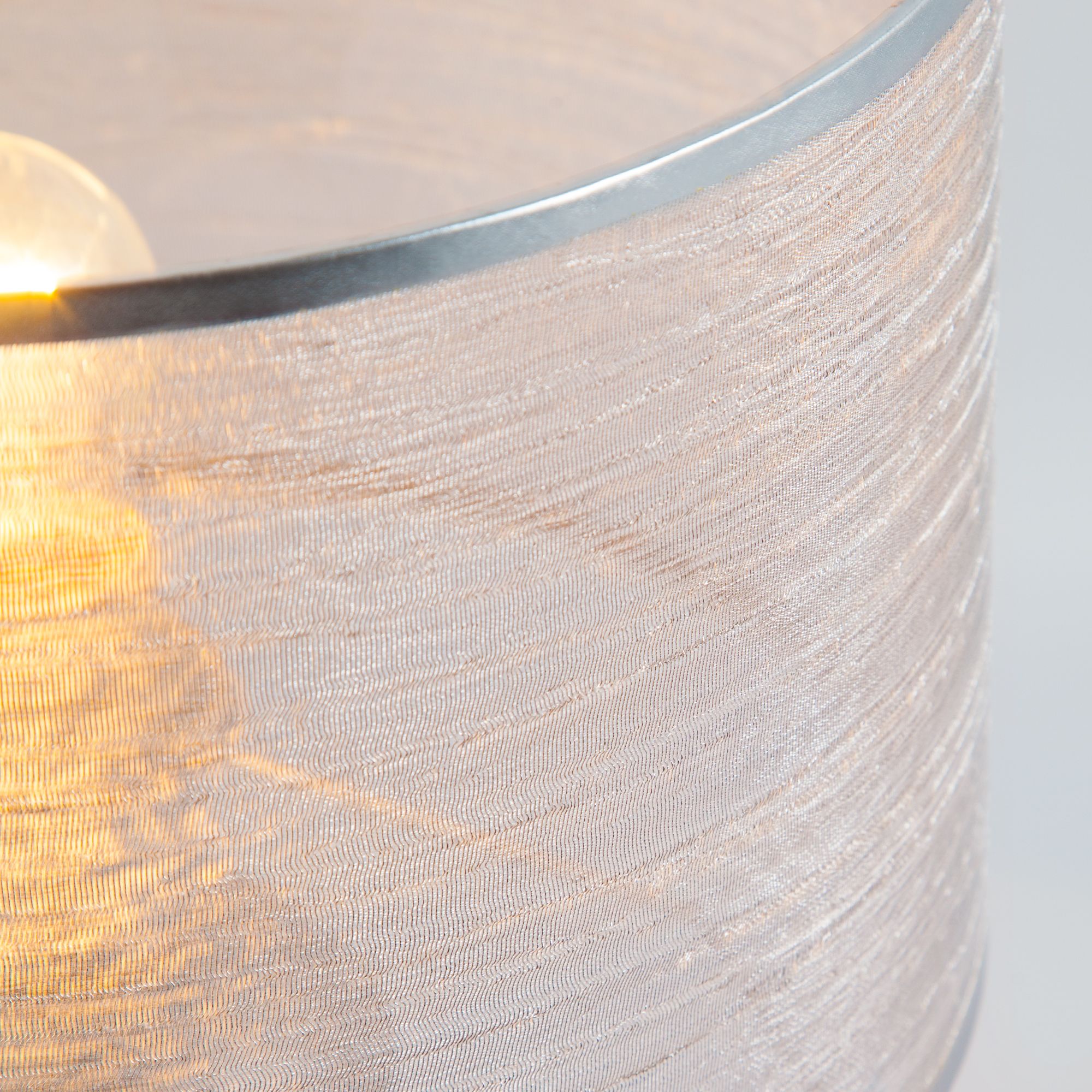 Настольная лампа с абажуром Eurosvet Licata 01073/1 серебро. Фото 2