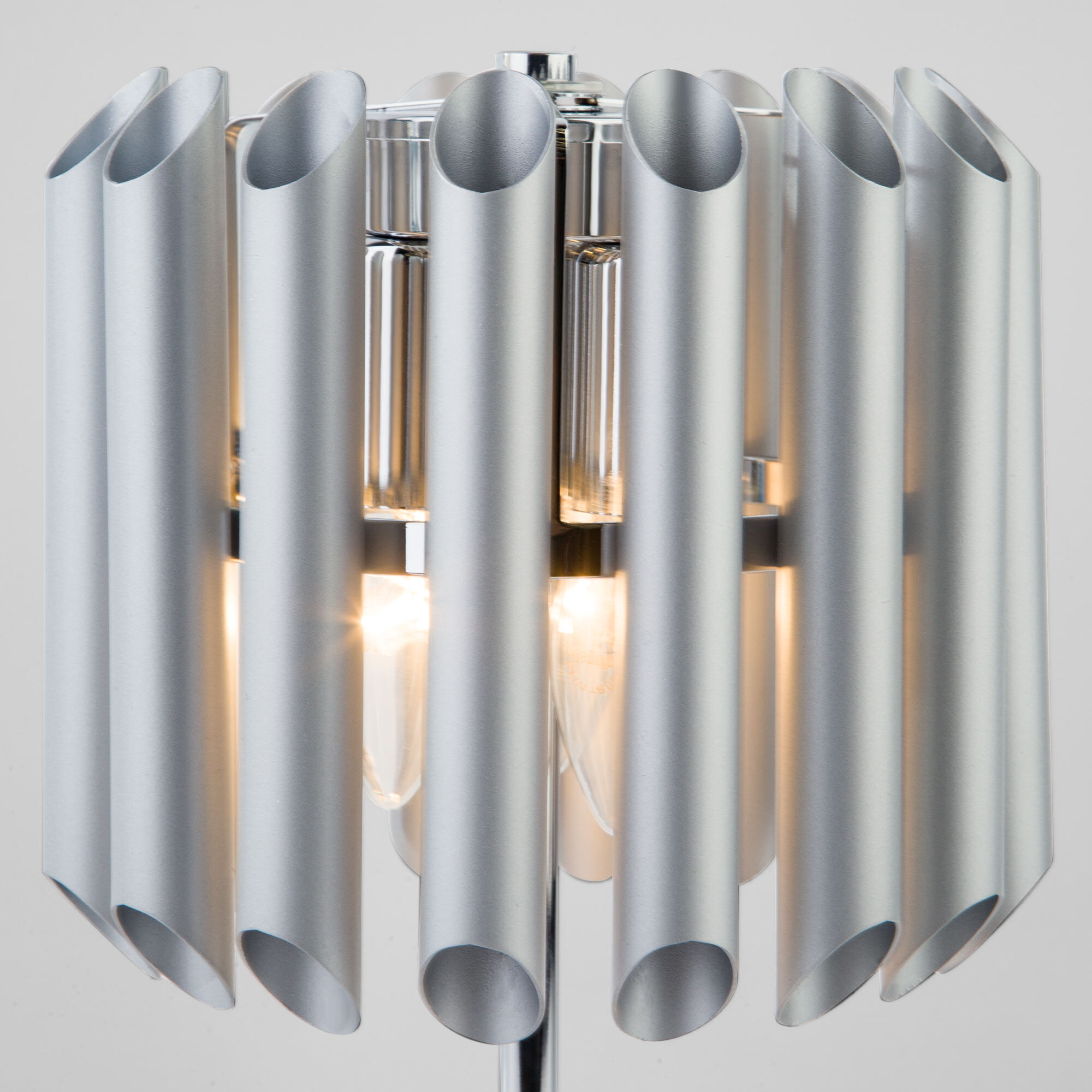 Настольная лампа в стиле лофт Bogate's Castellie 01107/3 серебро. Фото 5