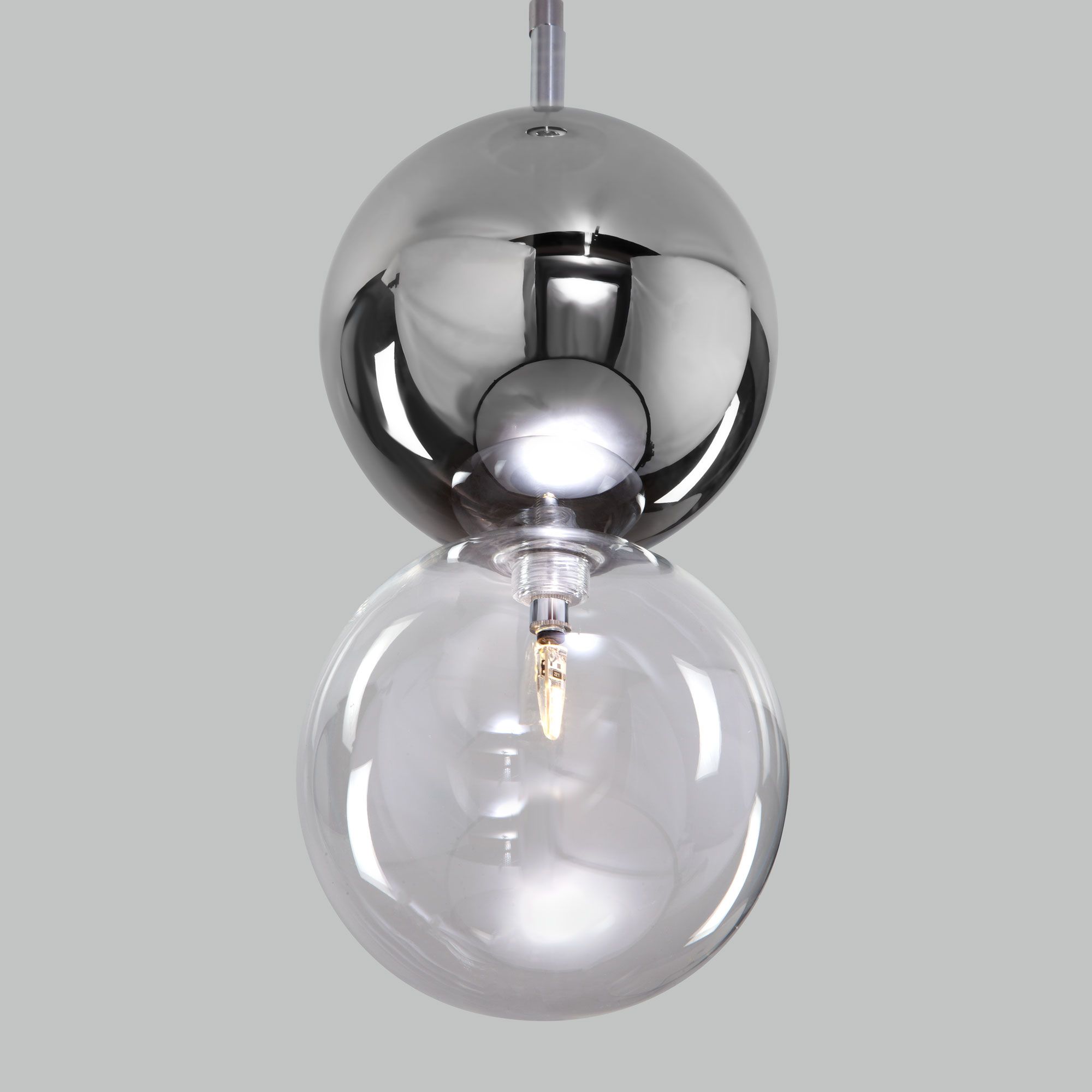 Подвесной светильник со стеклянным плафоном Eurosvet Selisa 50091/1 хром/дымчатый. Фото 2