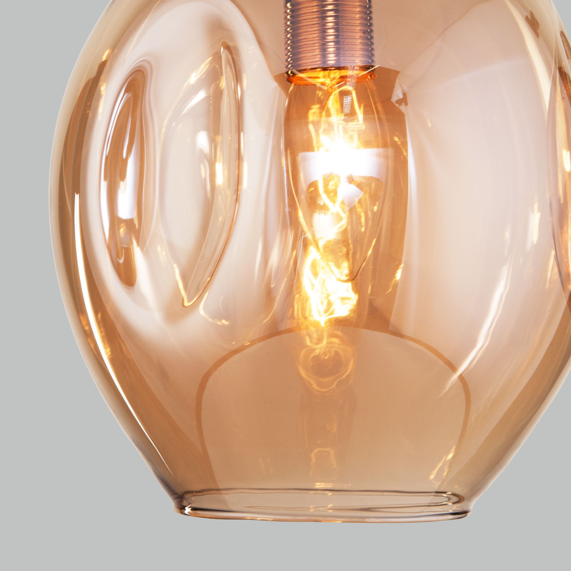 Подвесной светильник со стеклянным плафоном Eurosvet Mill 50195/1 золото. Фото 2