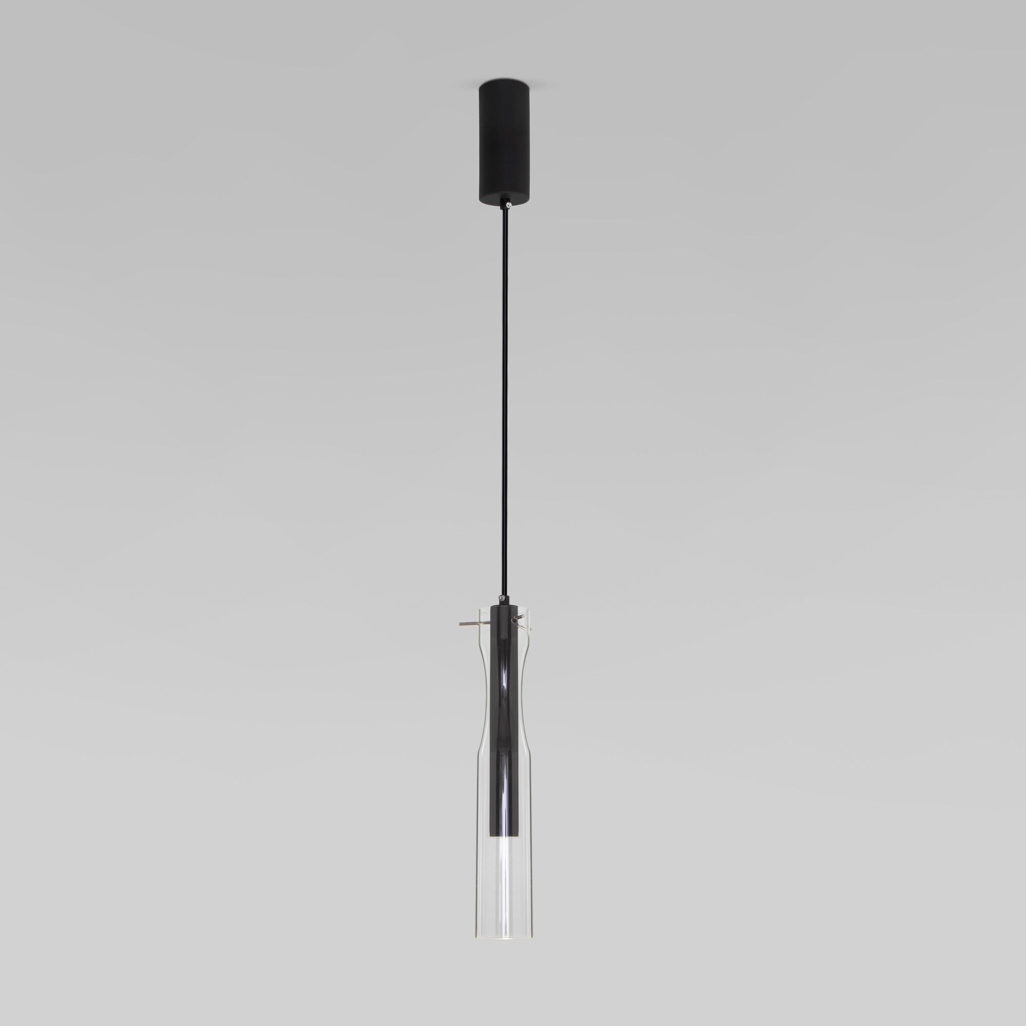 Подвесной светодиодный светильник со стеклянным плафоном Eurosvet Swan 50254/1 LED черный. Фото 1