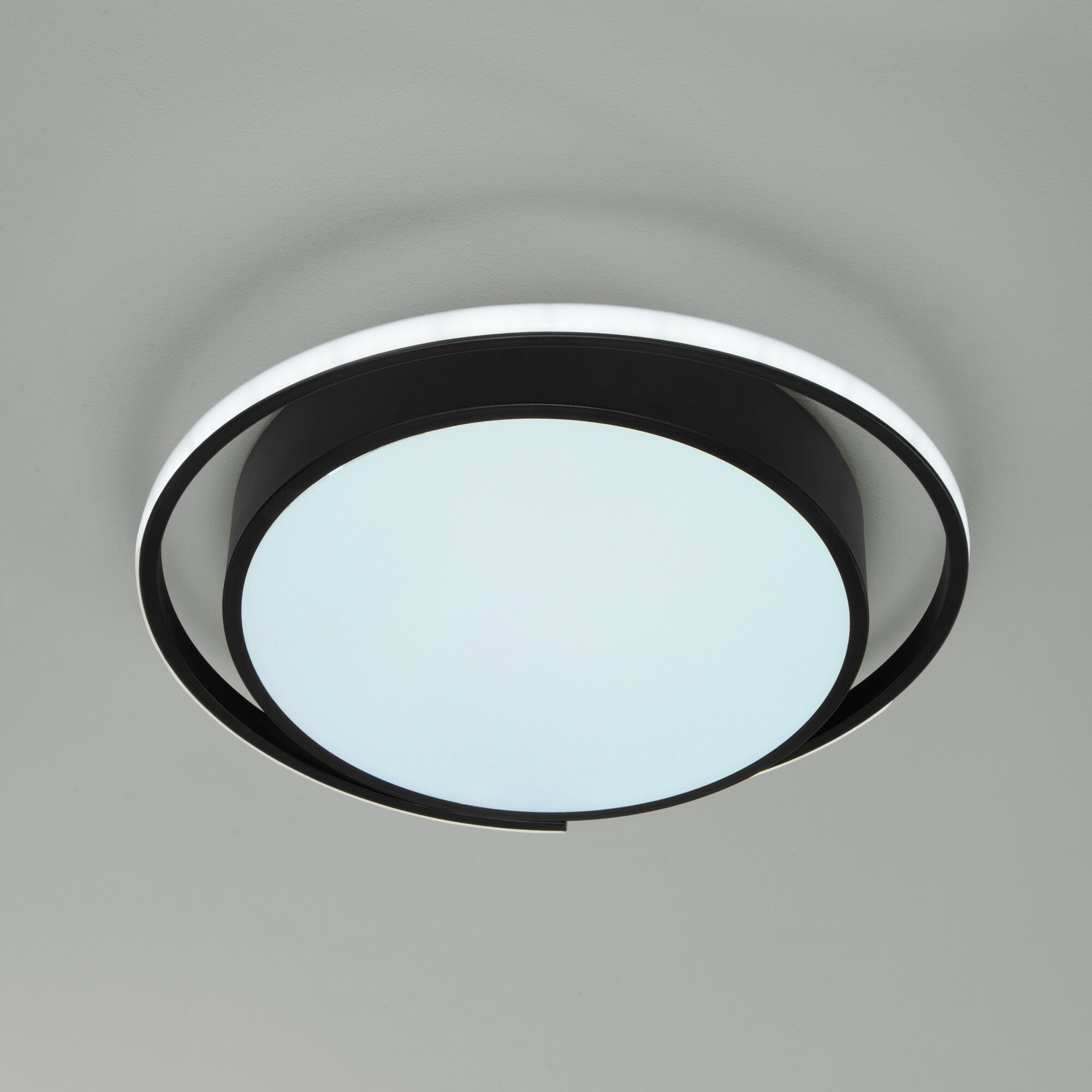 Потолочный светодиодный светильник с регулировкой яркости и цветовой температуры Eurosvet Jeremy 90251/1 черный. Фото 3