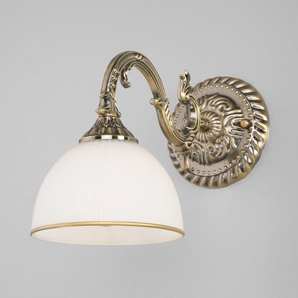 Настенный светильник со стеклянным плафоном 60106/1 античная бронза