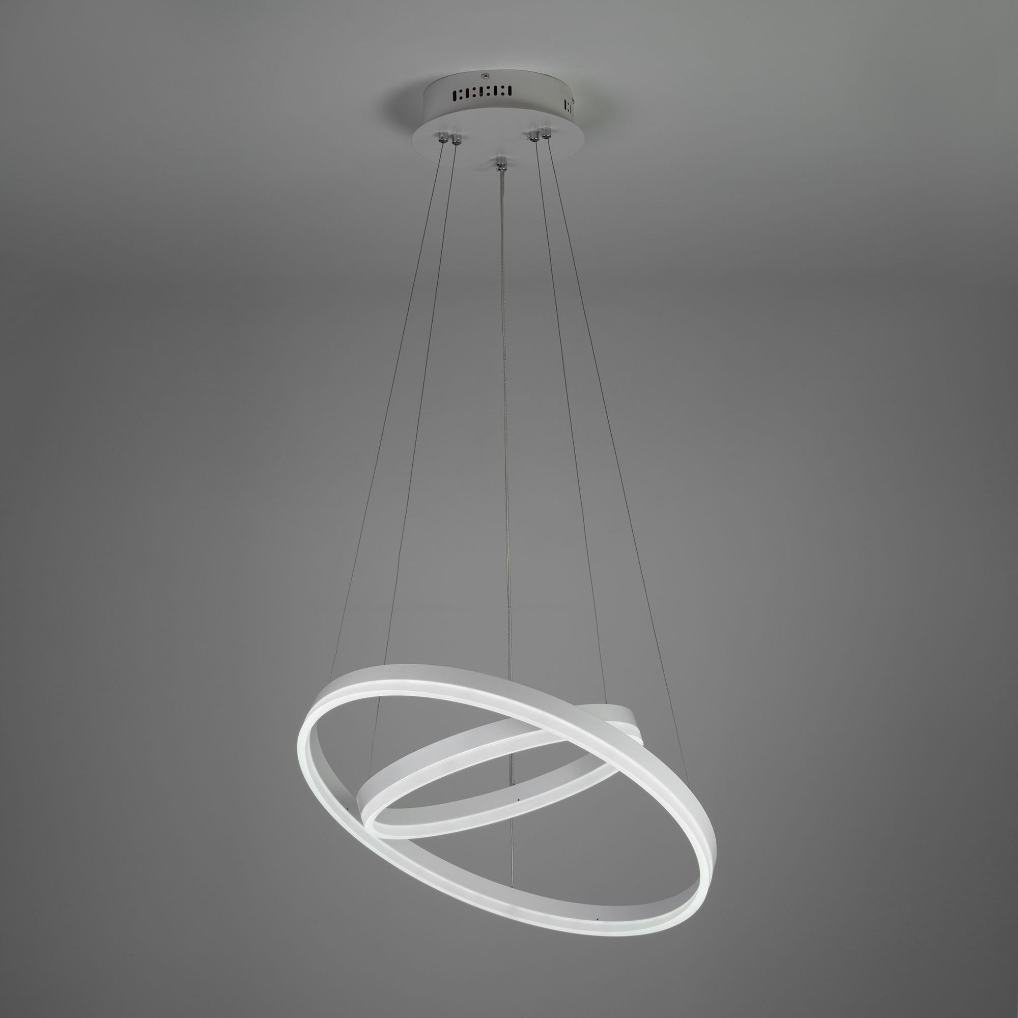 Светодиодный подвесной светильник с пультом  Saturn 90078/2 белый. Фото 7