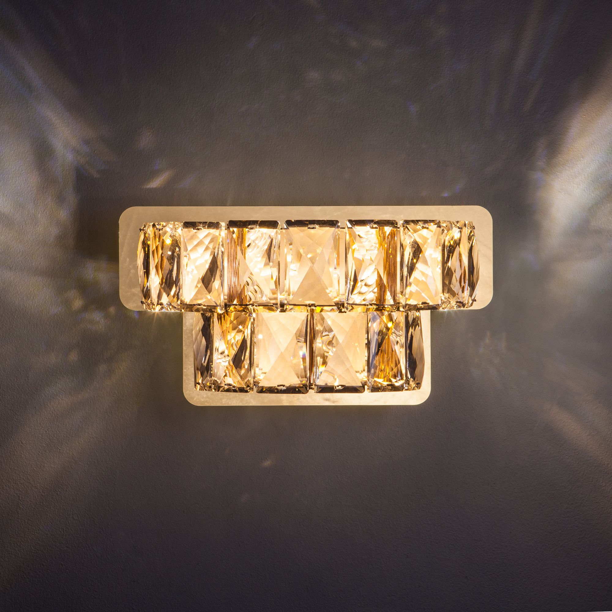 Светодиодный настенный светильник с хрусталем Eurosvet Grasia 90059/2 золото. Фото 3