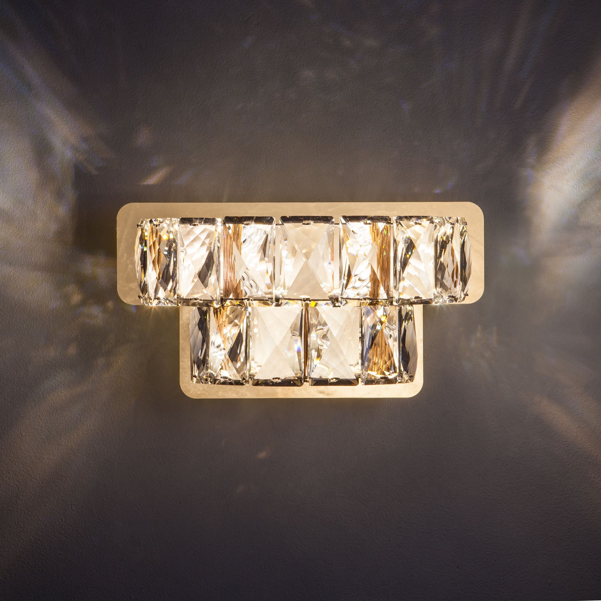 Светодиодный настенный светильник с хрусталем Eurosvet Grasia 90059/2 золото. Фото 4