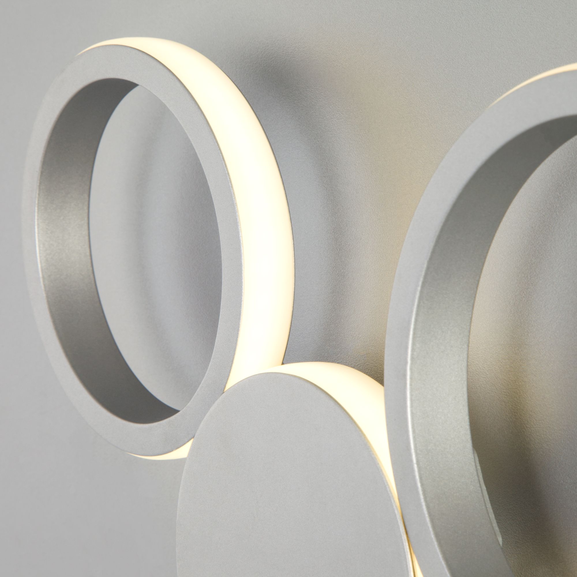 Настенный светодиодный светильник Eurosvet Rings 40141/1 LED серебро. Фото 2