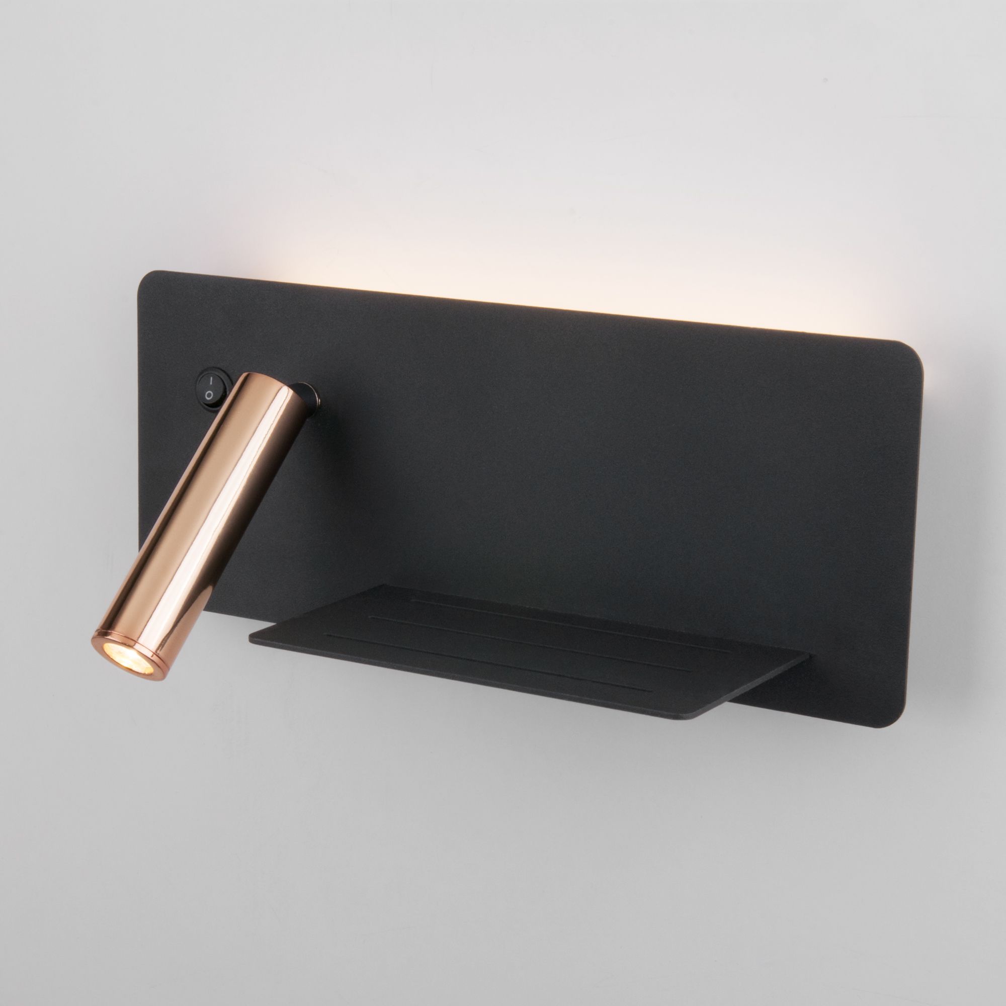 Настенный светодиодный светильник с USB Fant R LED (правый) Elektrostandard Fant MRL LED 1113 чёрный/золото. Фото 1