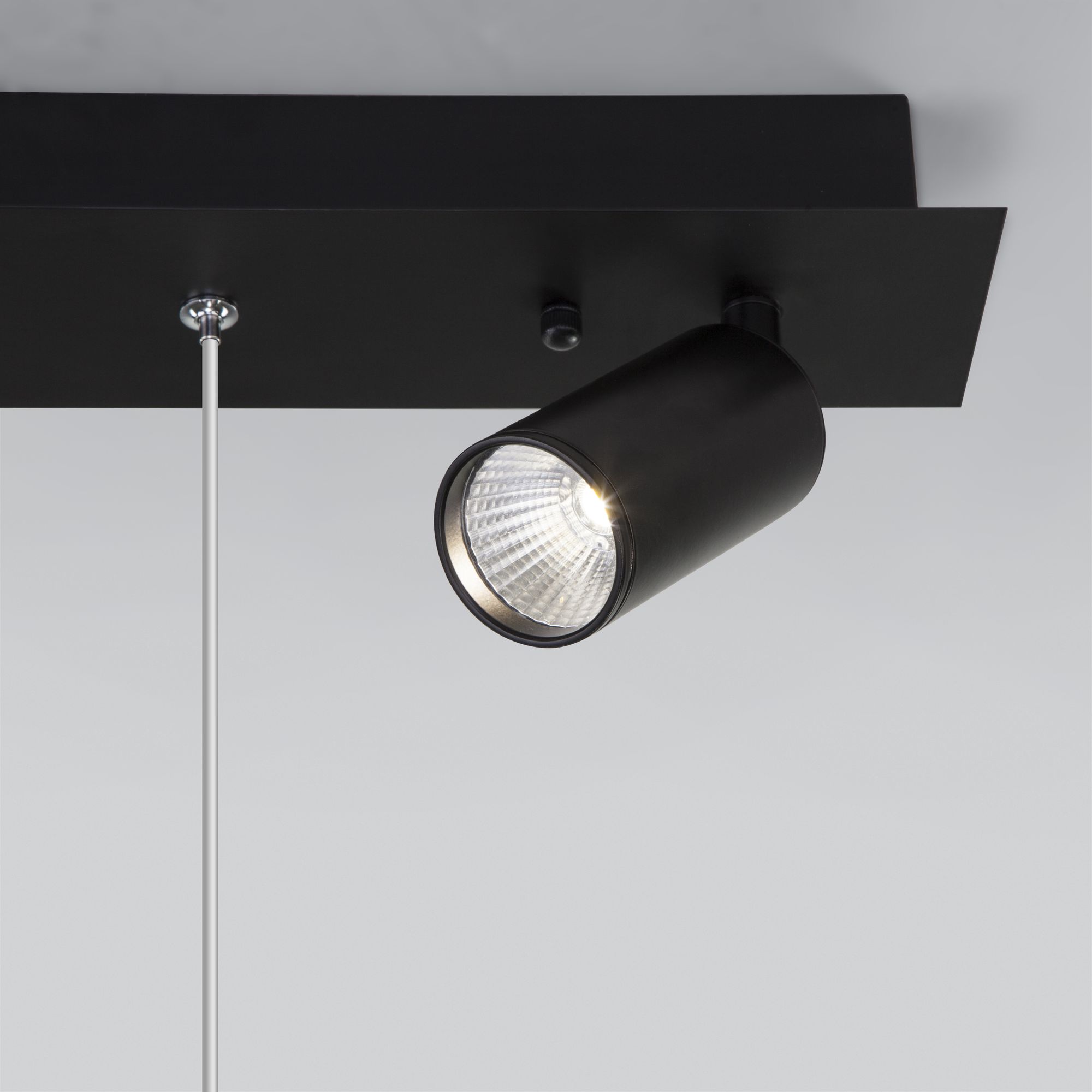 Подвесной светодиодный светильник с пультом управления Eurosvet Verge 90249/3 черный. Фото 5