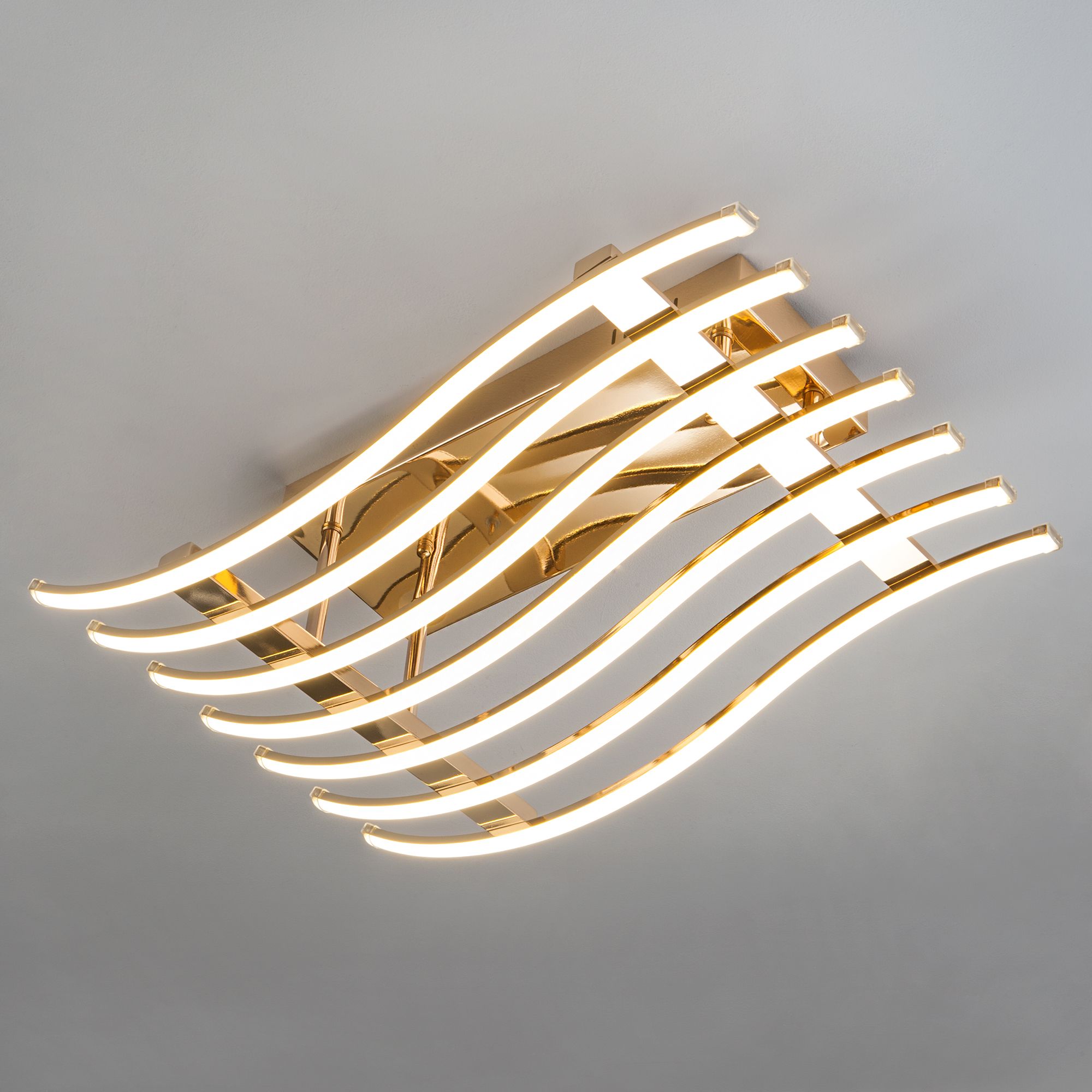 Светодиодный потолочный светильник Eurosvet Avery 90091/7 золото. Фото 1