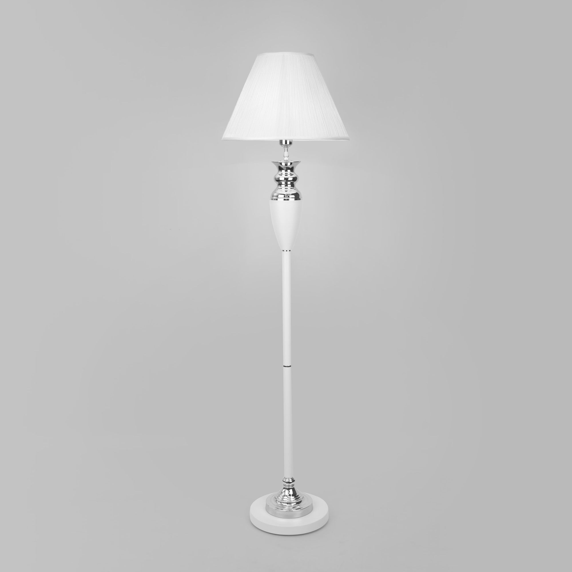 Напольный светильник с тканевым абажуром Eurosvet Majorka 009 белый. Фото 1