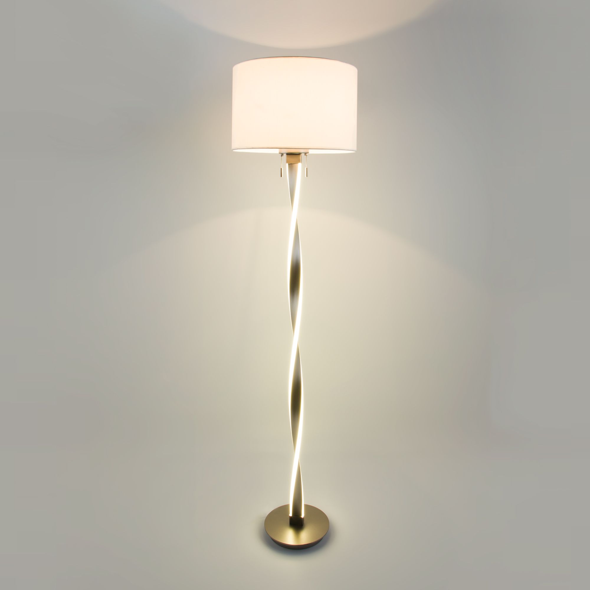 Напольный светодиодный светильник с тканевым абажуром Bogate's Titan 992 белый / никель. Фото 5