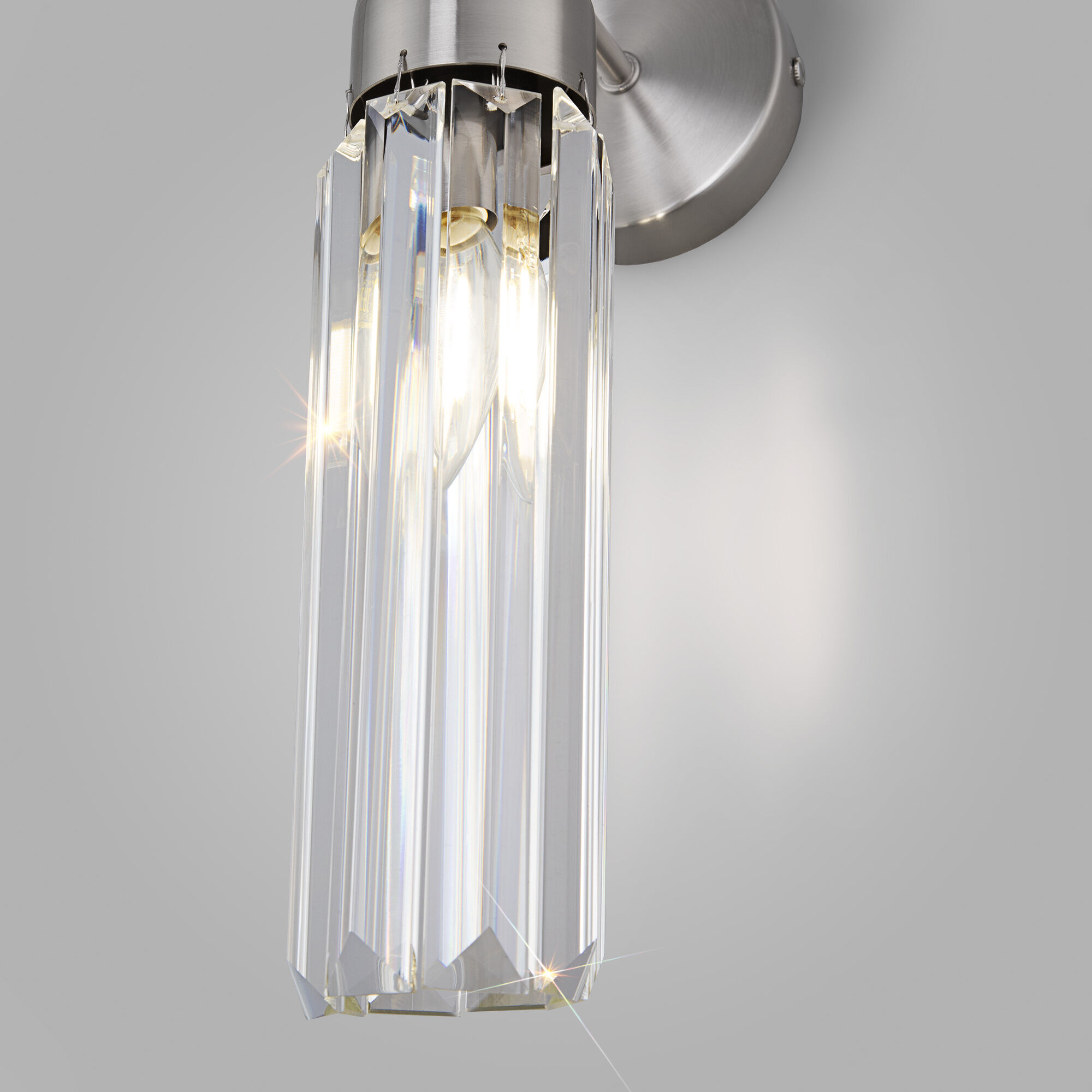 Настенный светильник с хрусталем Eurosvet Gilian 60163/1 никель. Фото 2