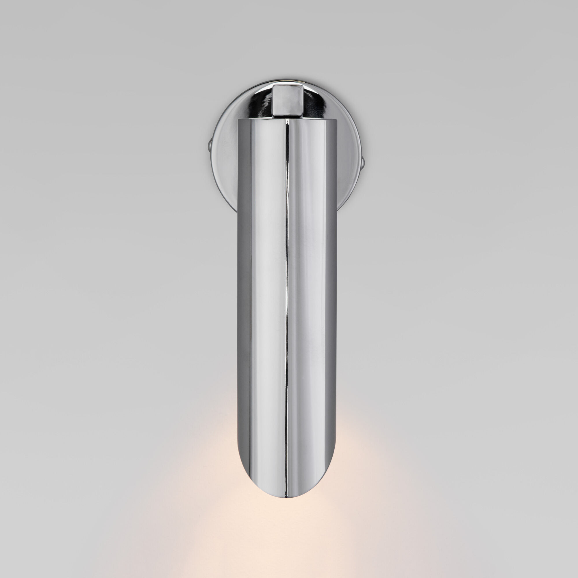 Настенный светильник с металлическим плафоном Eurosvet Wing 40037/1 хром. Фото 2