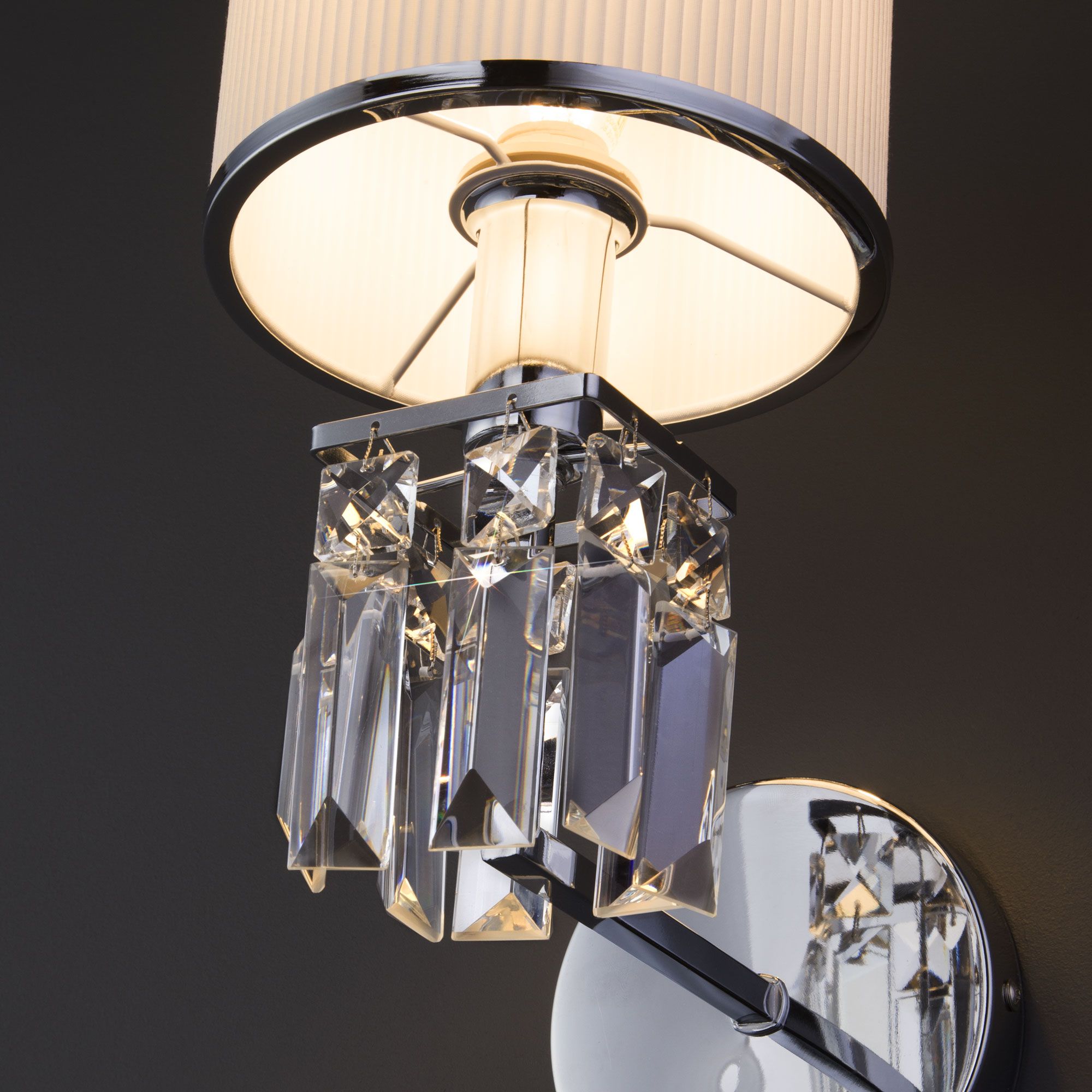 Настенный светильник с тканевым абажуром Eurosvet Zaffiro 10099/1 хром. Фото 3