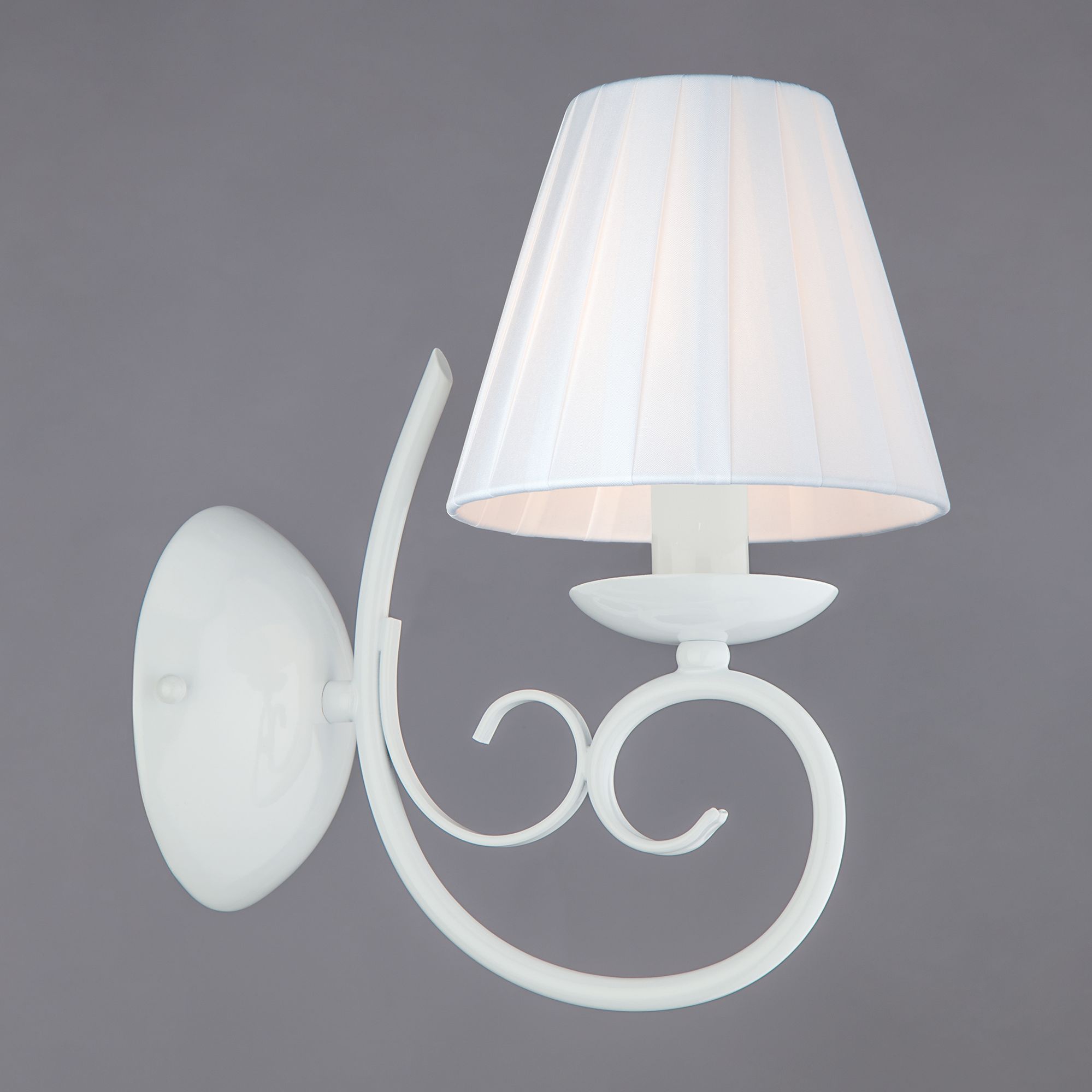 Настенный светильник с тканевым абажуром Bogate's Severina 280/1 белый. Фото 1
