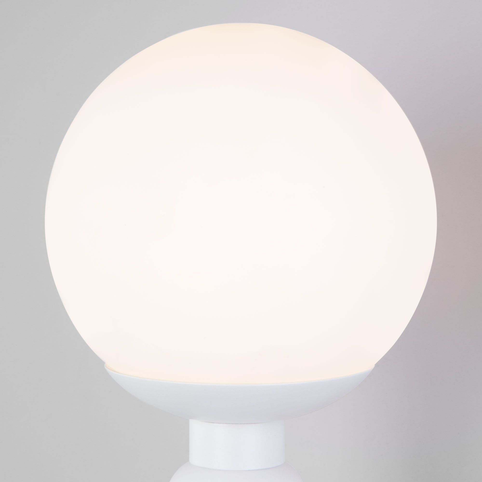 Настенный светильник со стеклянным плафоном Eurosvet Bubble 50251/1 белый. Фото 2