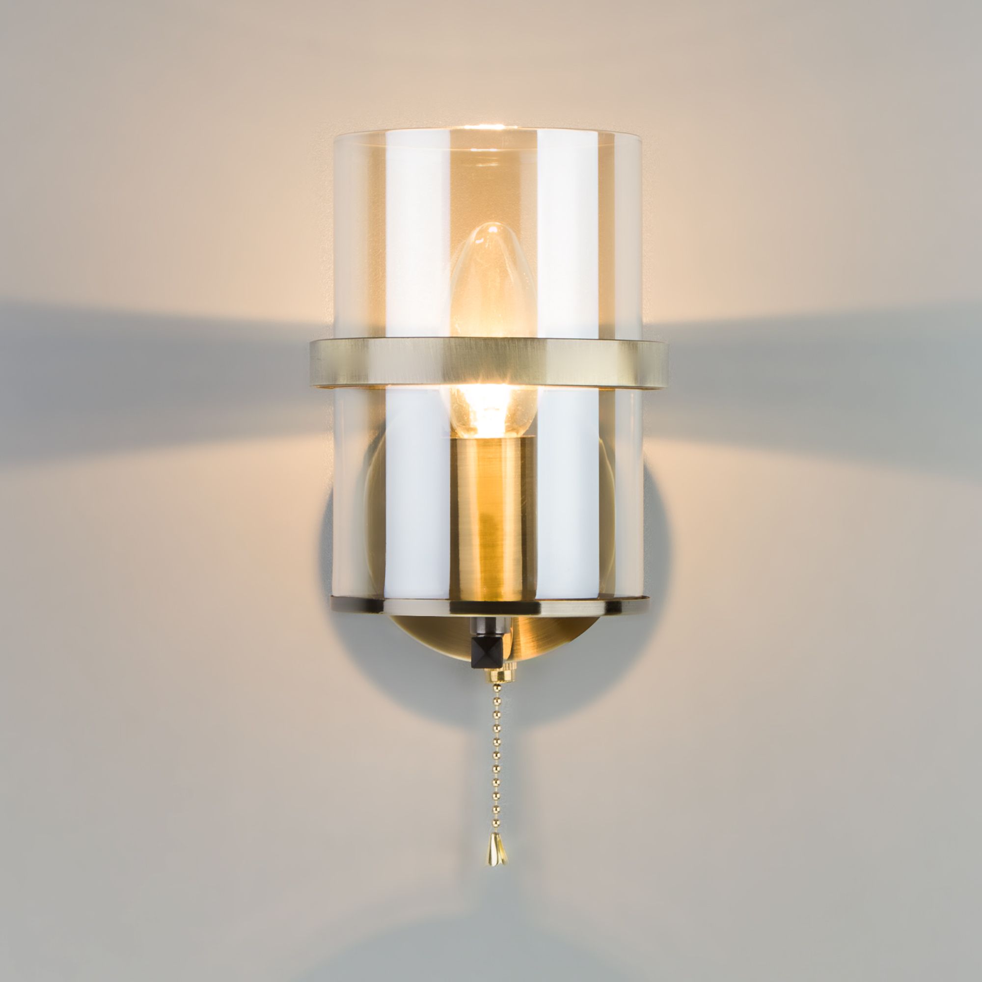 Настенный светильник со стеклянным плафоном Eurosvet Coppa 60085/1 античная бронза. Фото 3