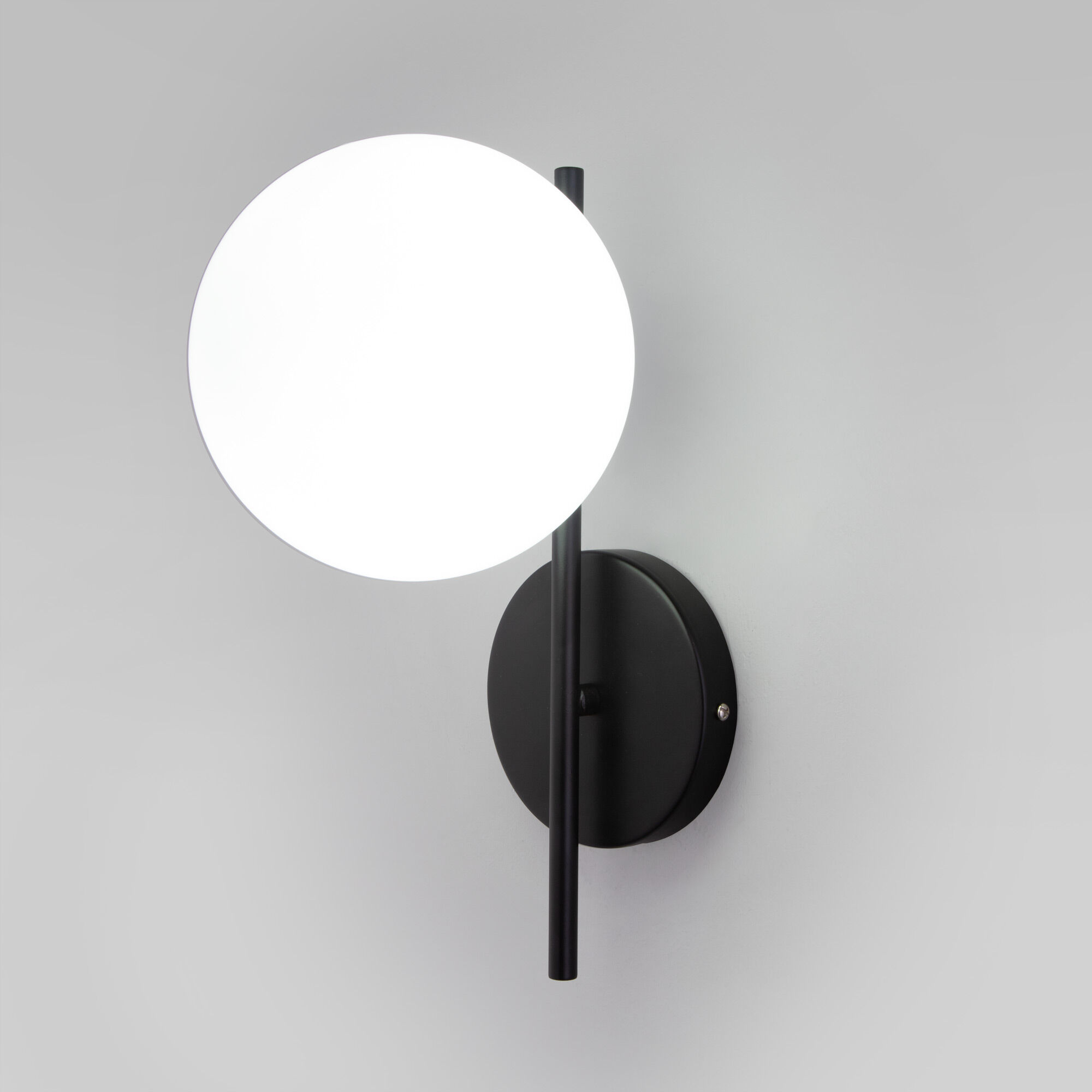 Настенный светильник со стеклянным плафоном Eurosvet Marbella 60147/1 черный. Фото 1