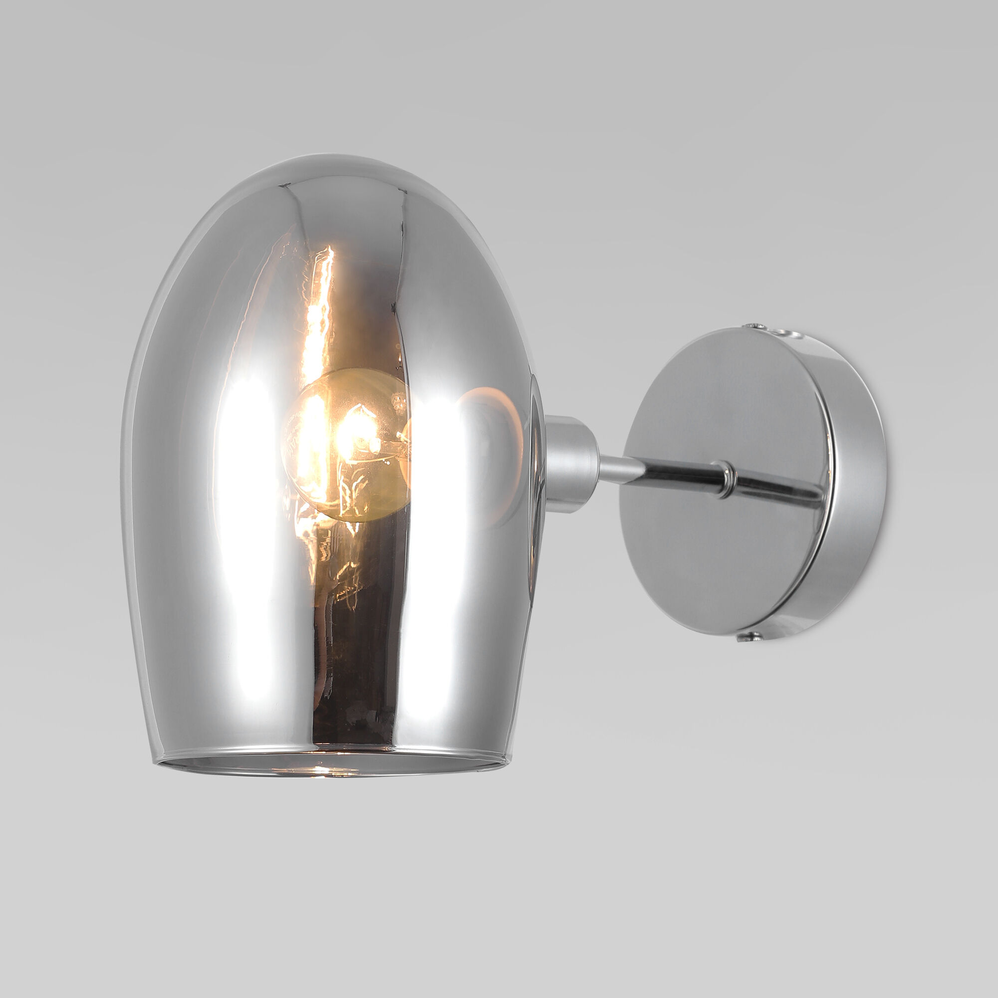 Настенный светильник со стеклянным плафоном Eurosvet Gardie 70141/1 хром. Фото 1