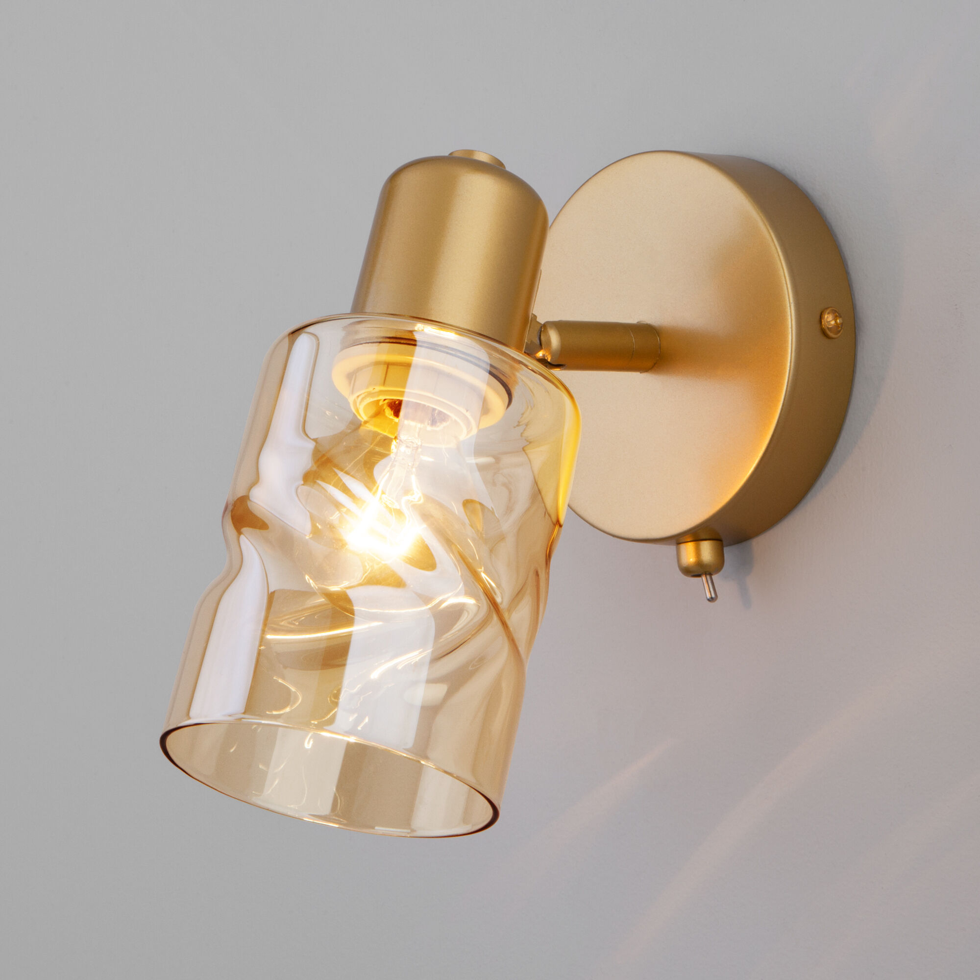 Настенный светильник со стеклянными плафонами 20120/1 перламутровое золото 20120/1 перламутровое золото