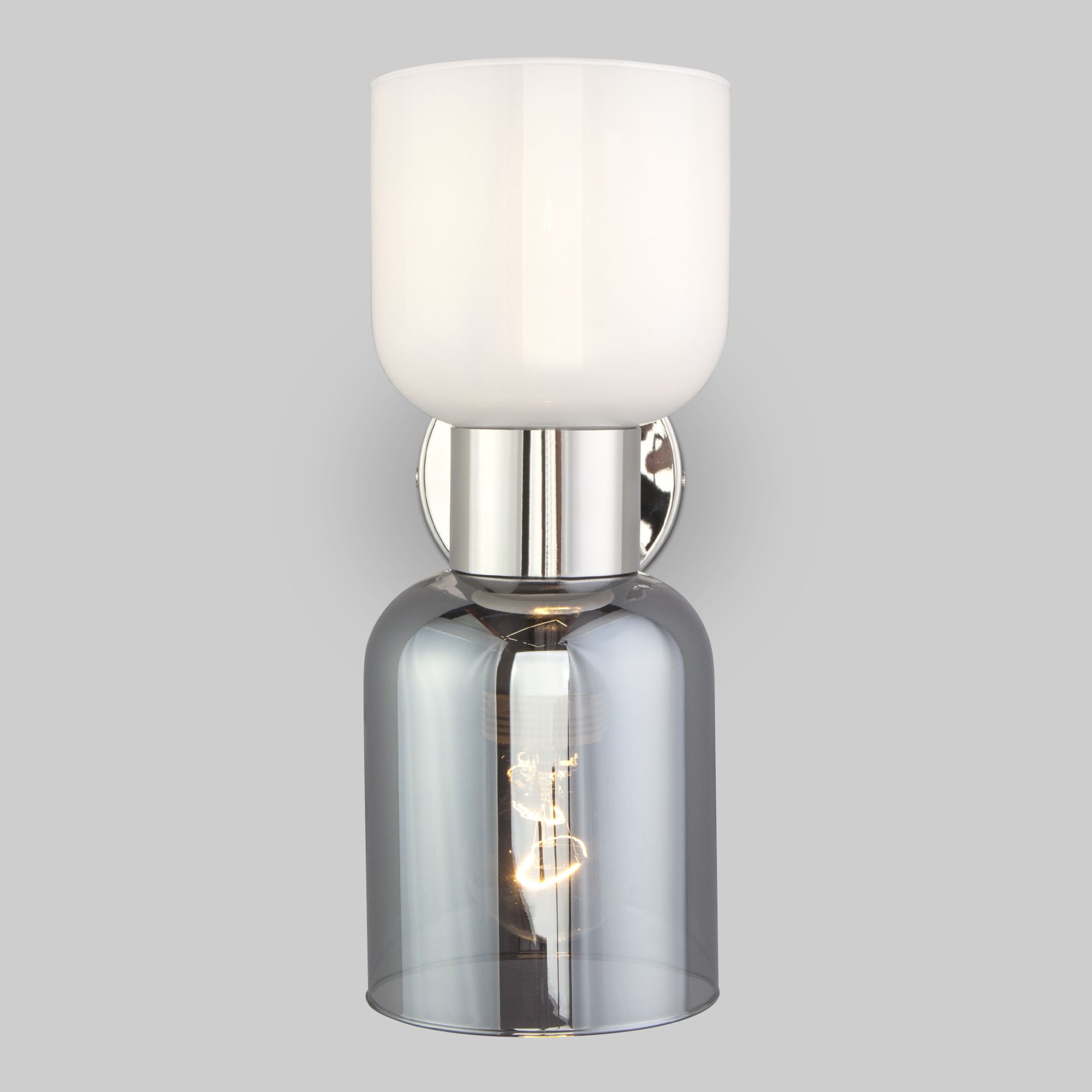 Настенный светильник со стеклянными плафонами Eurosvet Tandem 60118/2 никель. Фото 3