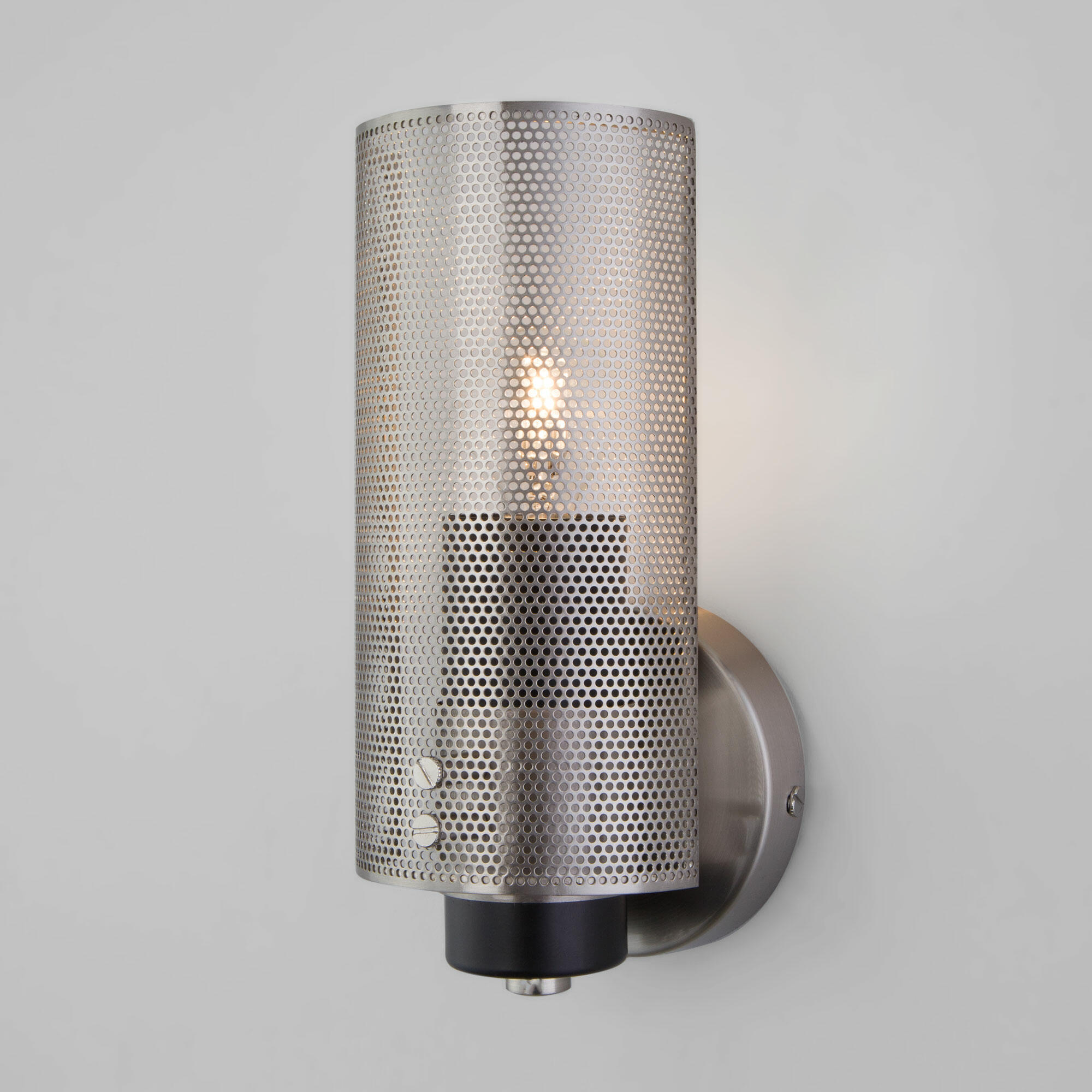Настенный светильник в стиле лофт Eurosvet Grino 70139/1 никель. Фото 1