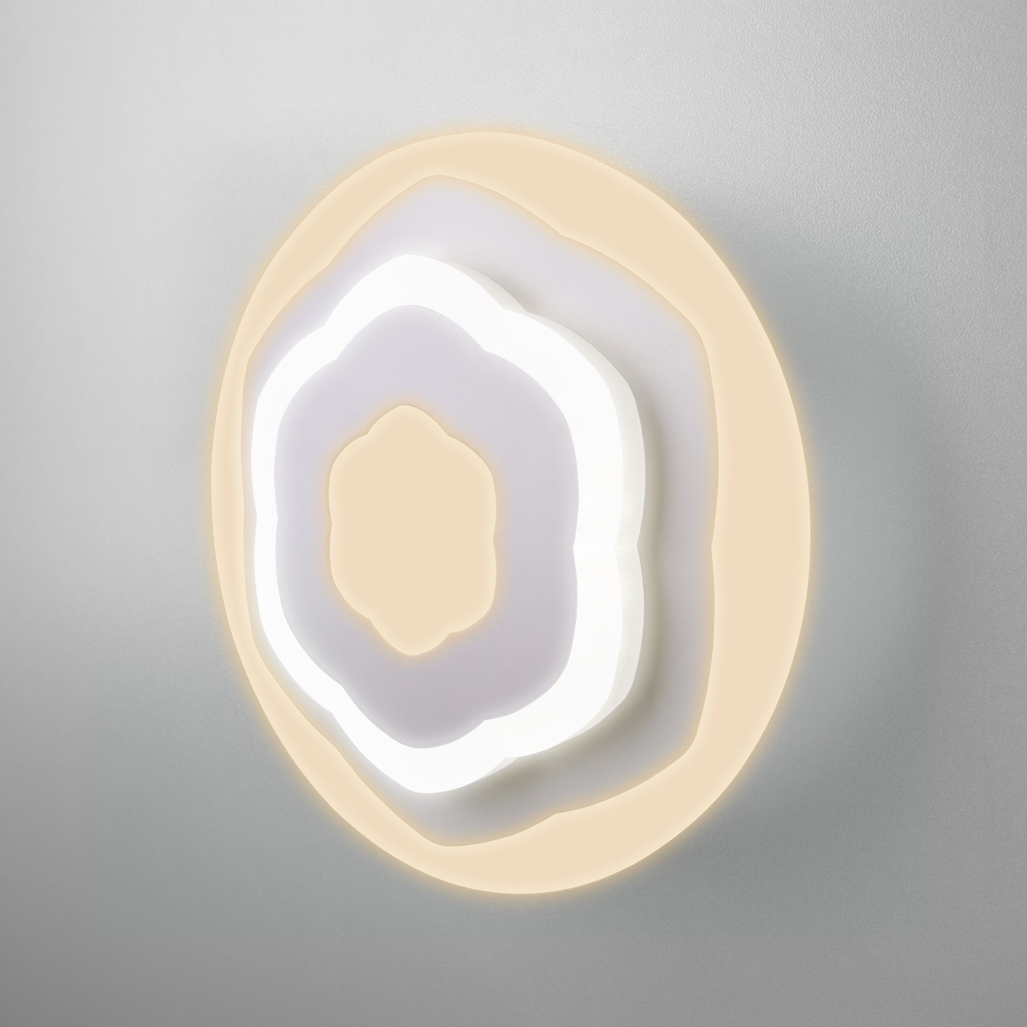 Настенный светодиодный светильник Eurosvet Siluet 90117/2 белый. Фото 1
