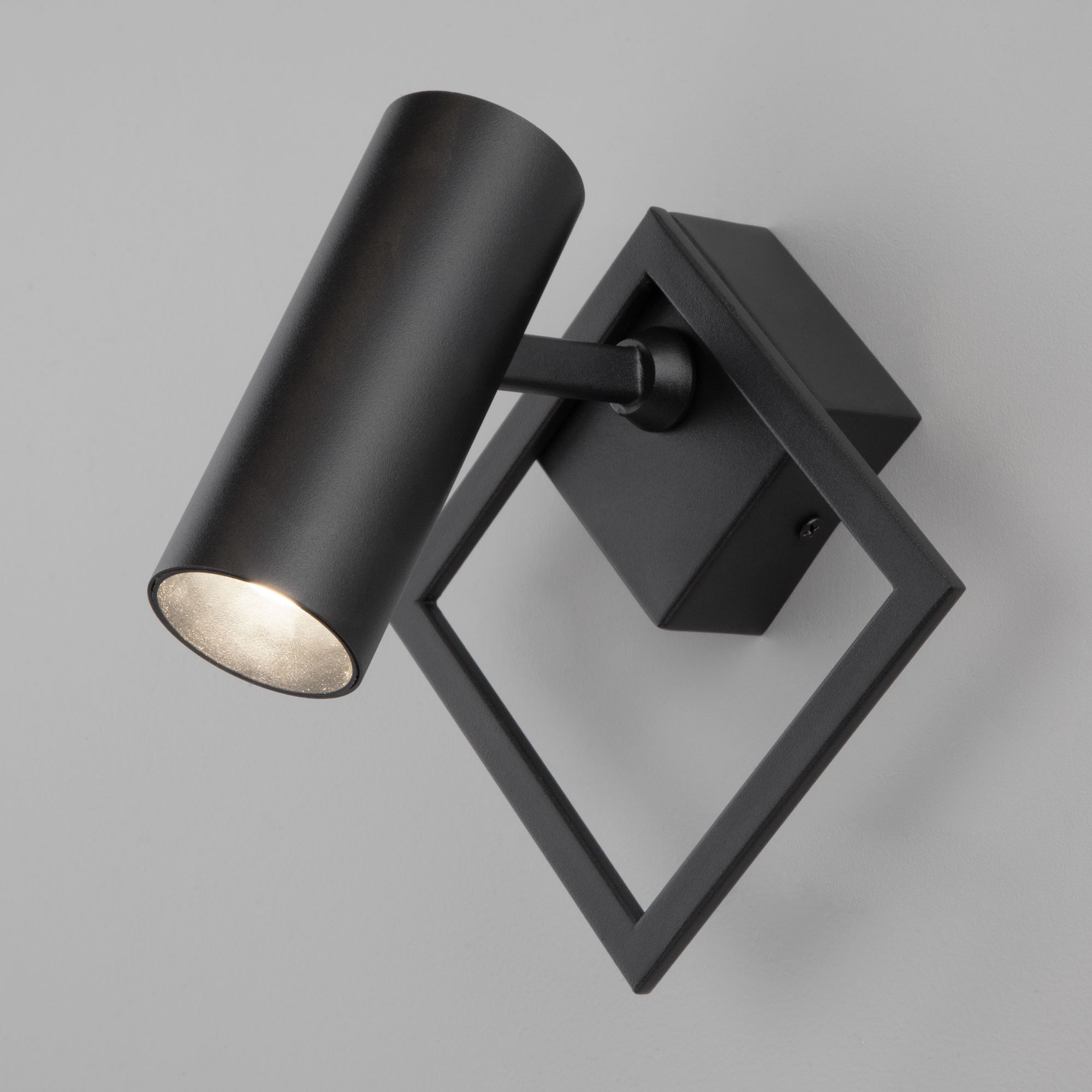 Настенный светодиодный светильник в стиле минимализм Eurosvet Turro 20091/1 LED черный. Фото 1