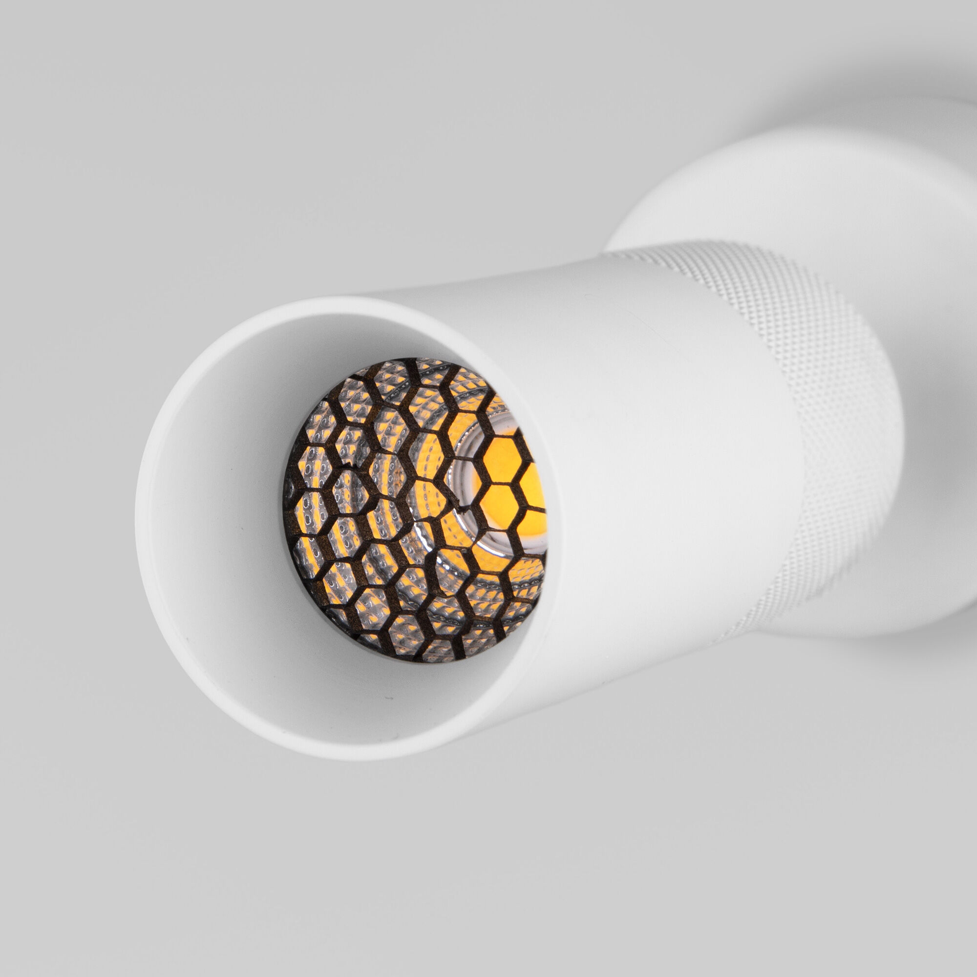 Настенный светодиодный светильник в стиле минимализм Eurosvet Riff 20097/1 LED белый. Фото 2