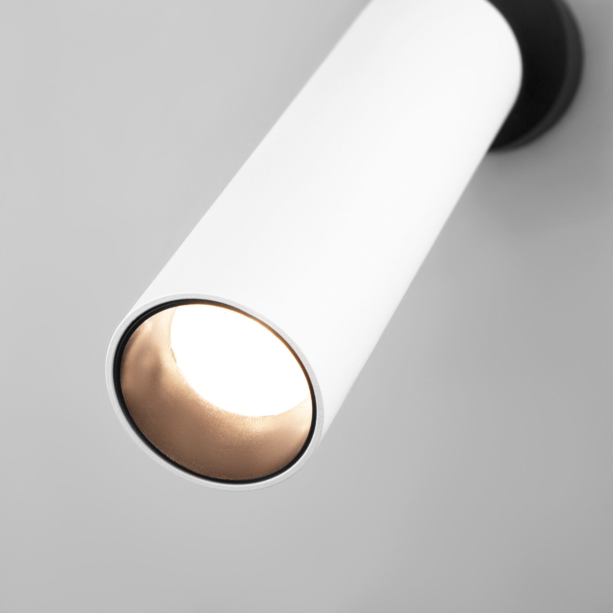Настенный светодиодный светильник в стиле минимализм Eurosvet Ease 20128/1 LED белый/черный. Фото 2