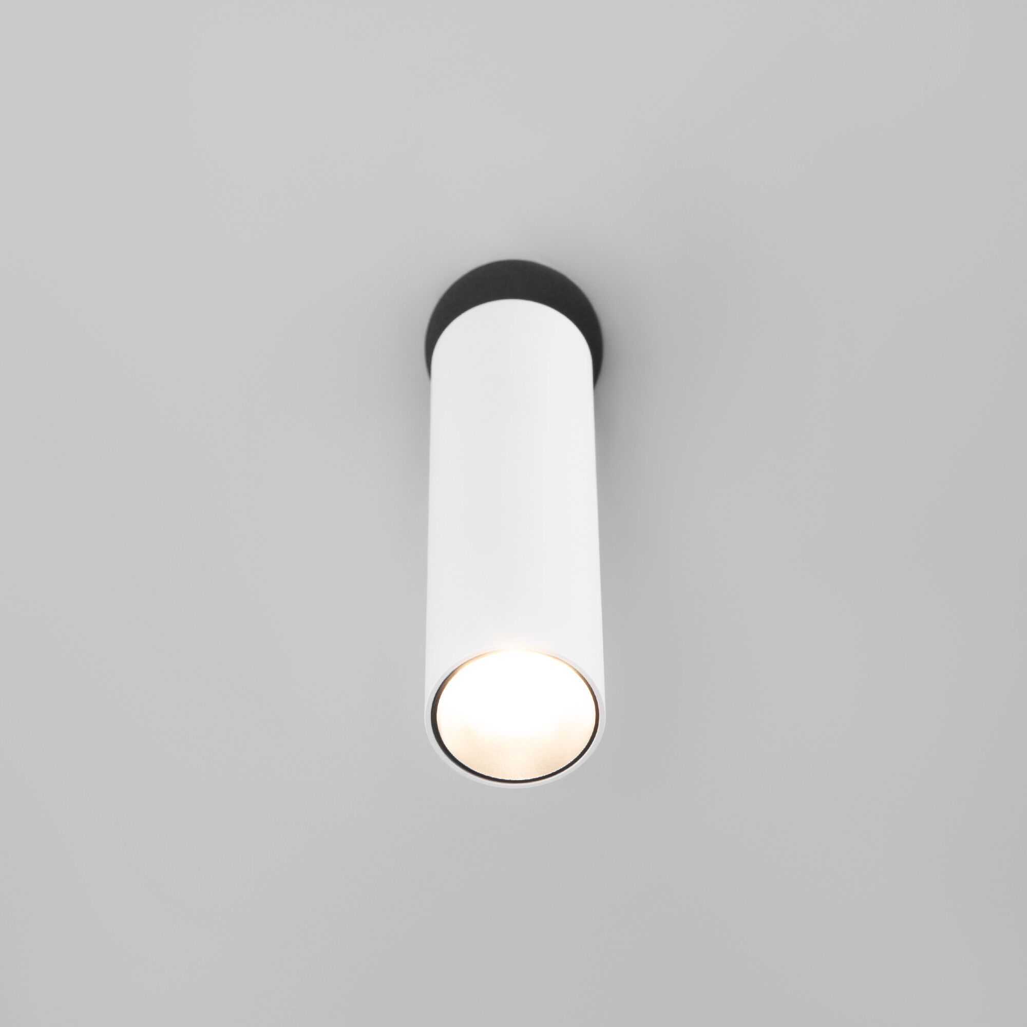 Настенный светодиодный светильник в стиле минимализм Eurosvet Ease 20128/1 LED белый/черный. Фото 3