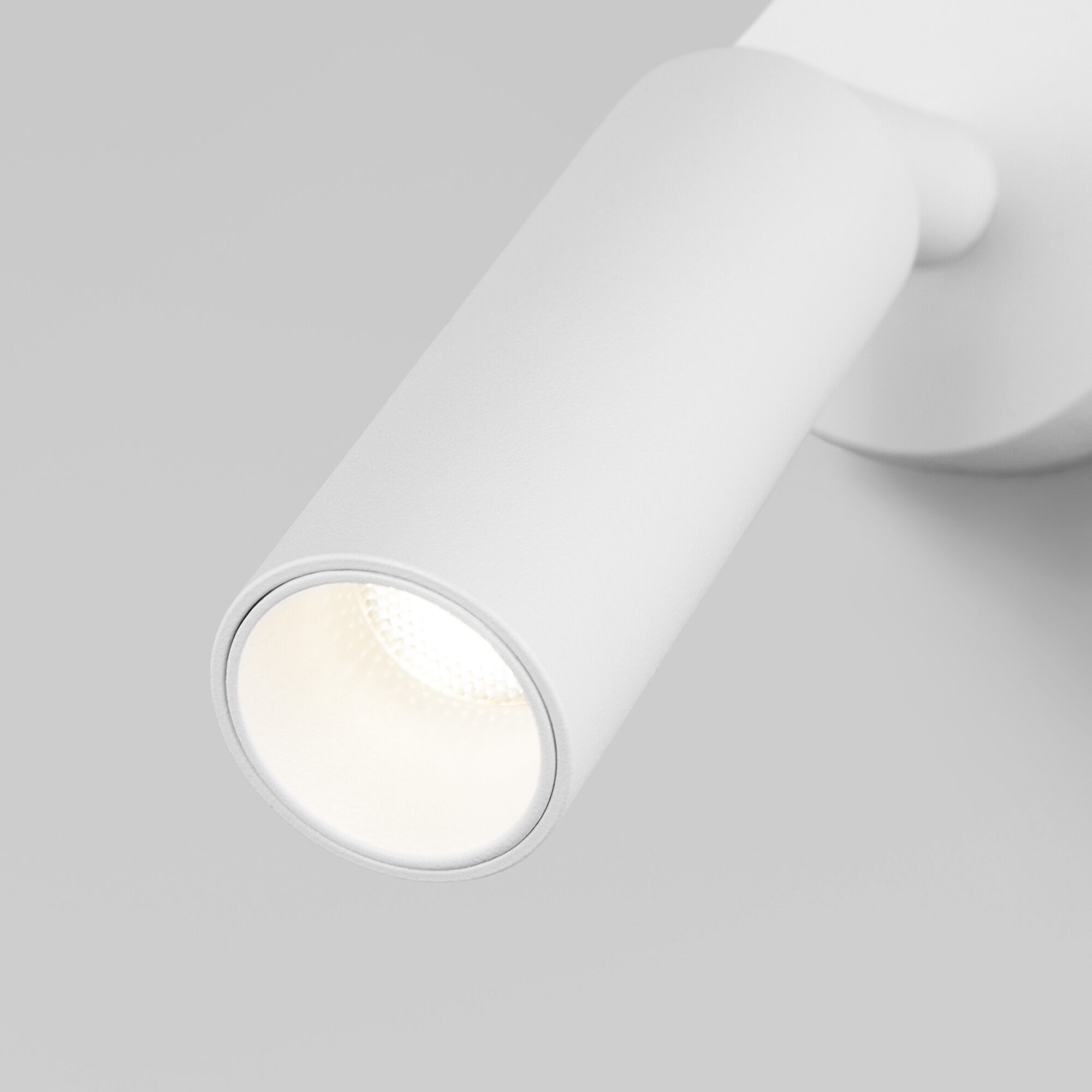 Настенный светодиодный светильник в стиле минимализм Eurosvet Pin 20133/1 LED белый. Фото 2