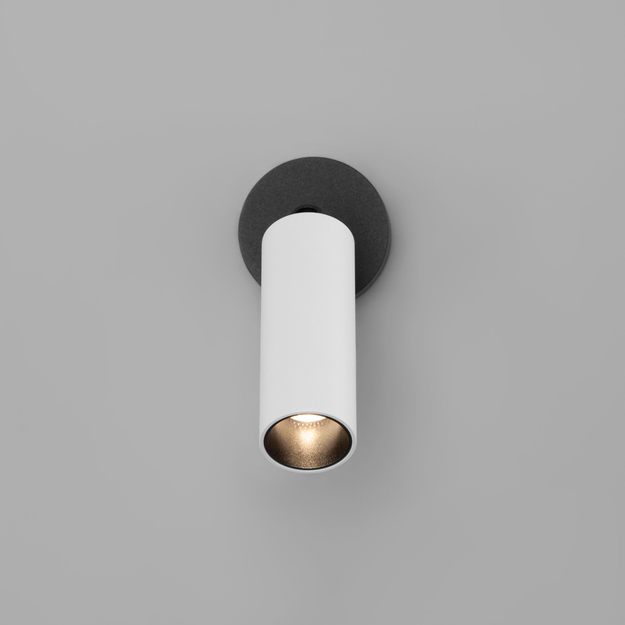 Настенный светодиодный светильник в стиле минимализм Eurosvet Pin 20133/1 LED белый/черный. Фото 3