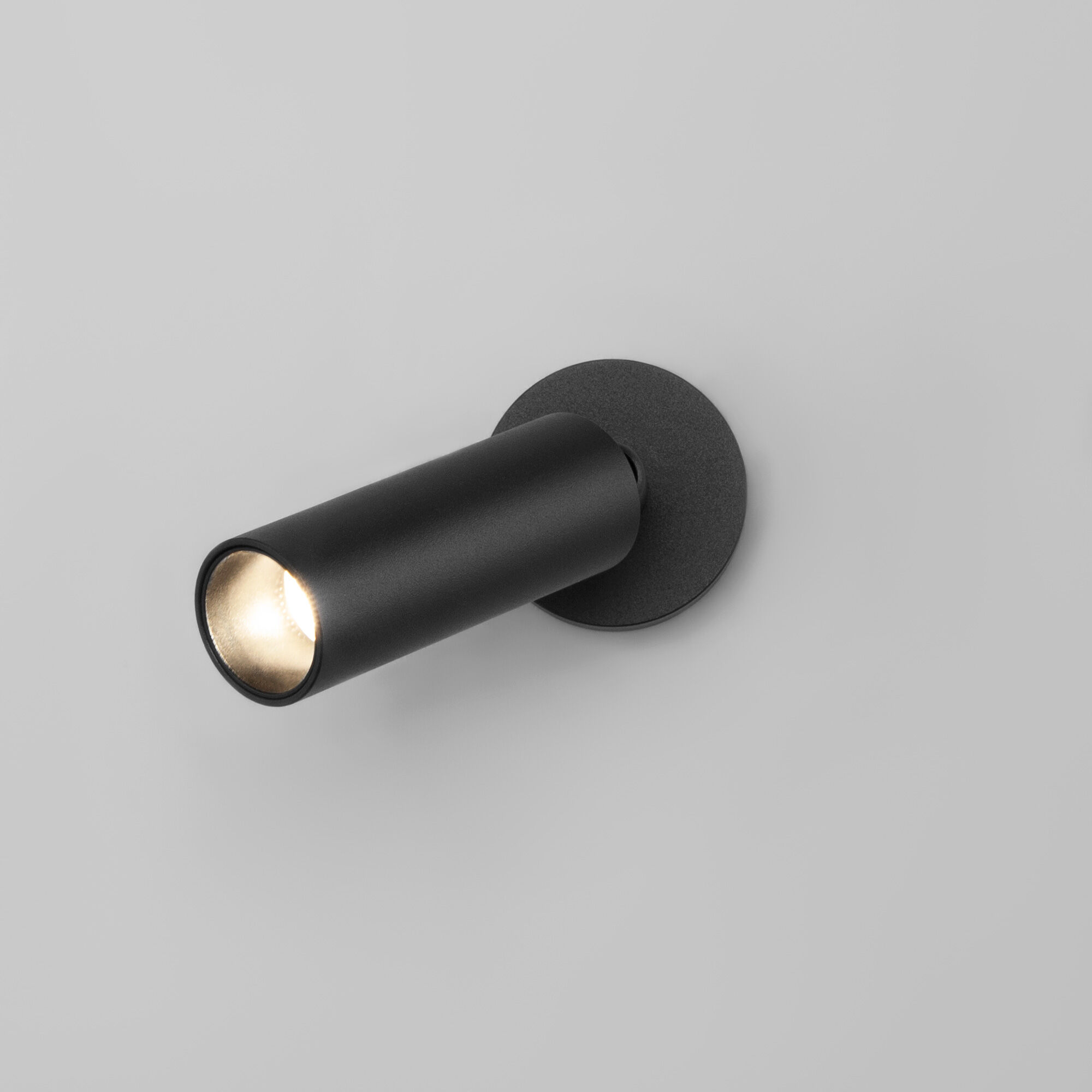 Настенный светодиодный светильник в стиле минимализм Eurosvet Pin 20133/1 LED черный. Фото 3