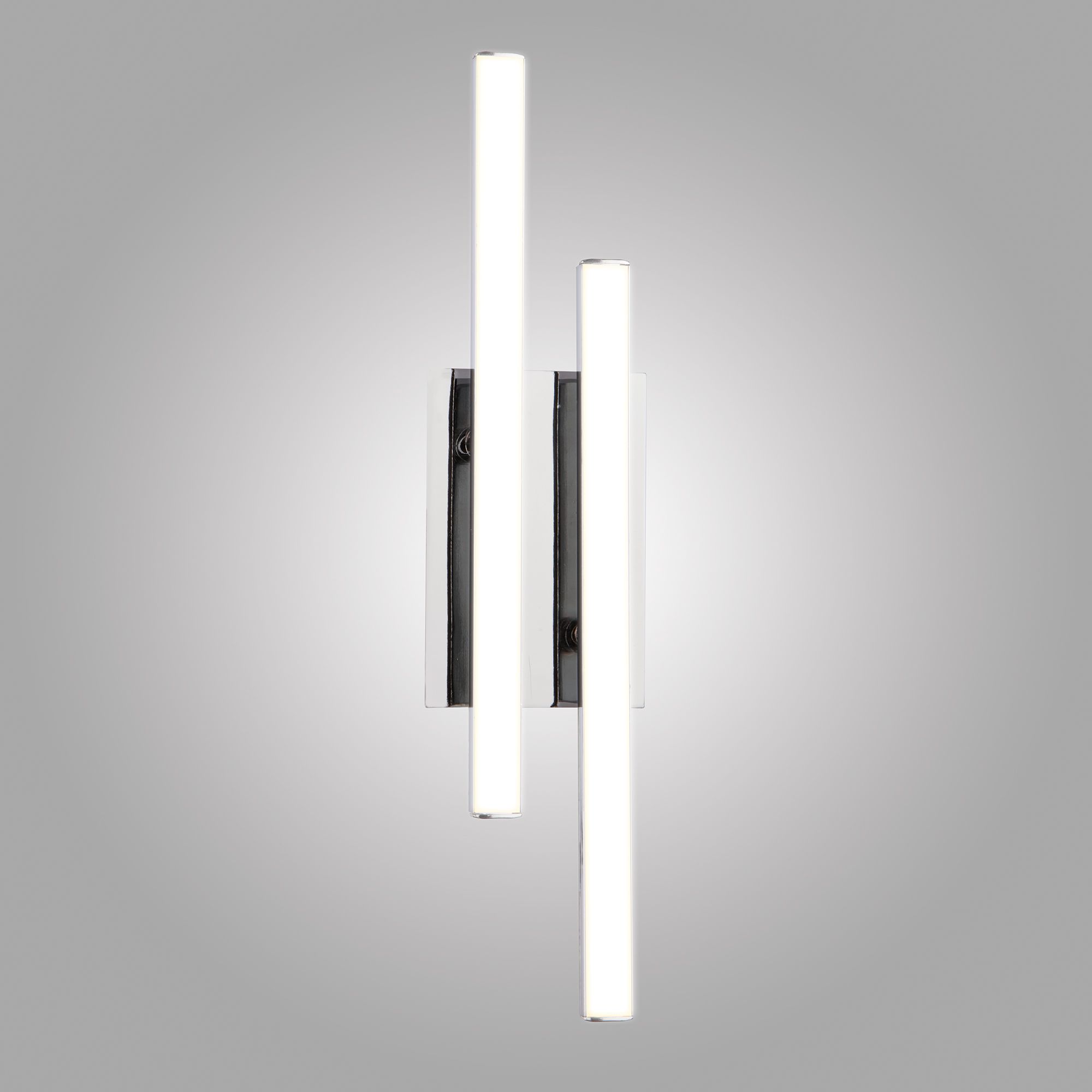 Настенный светодиодный светильник в стиле минимализм Eurosvet Hi-tech 90020/2 хром. Фото 1
