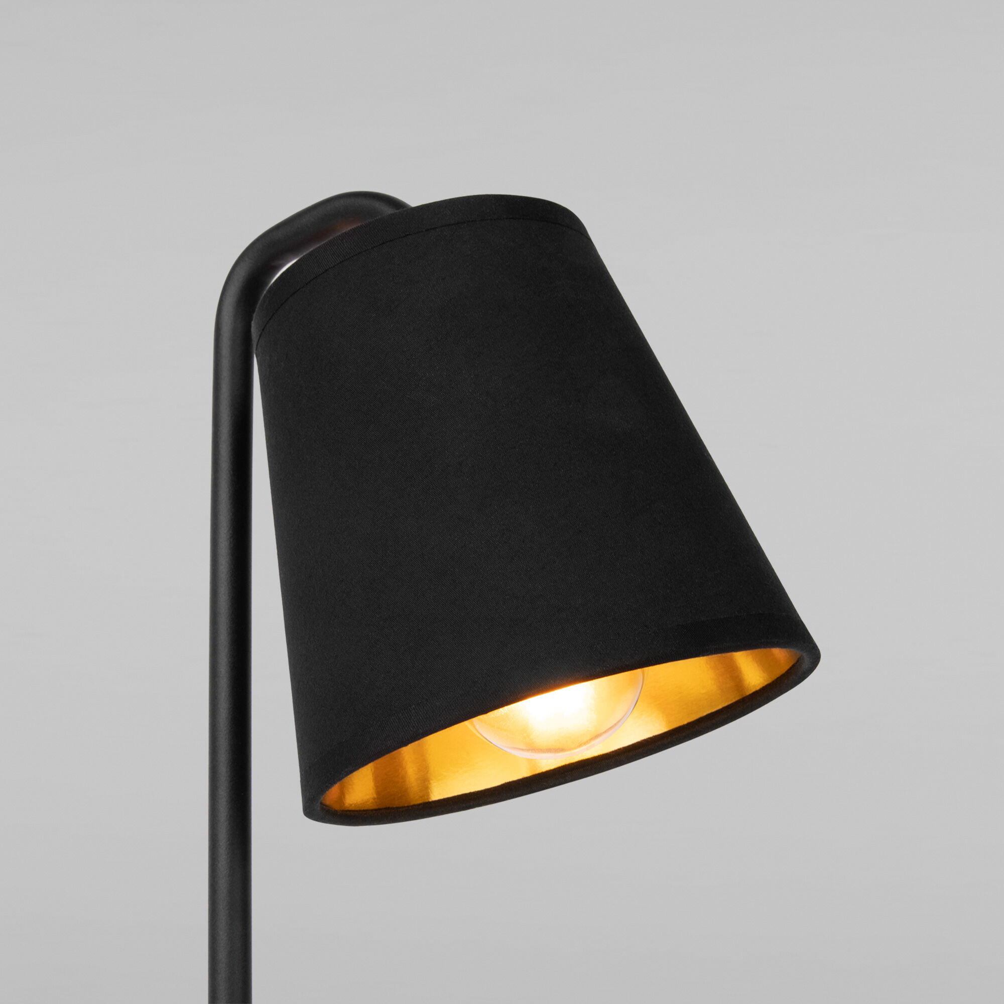 Настольный светильник с тканевым абажуром Eurosvet Montero 01134/1 черный. Фото 2