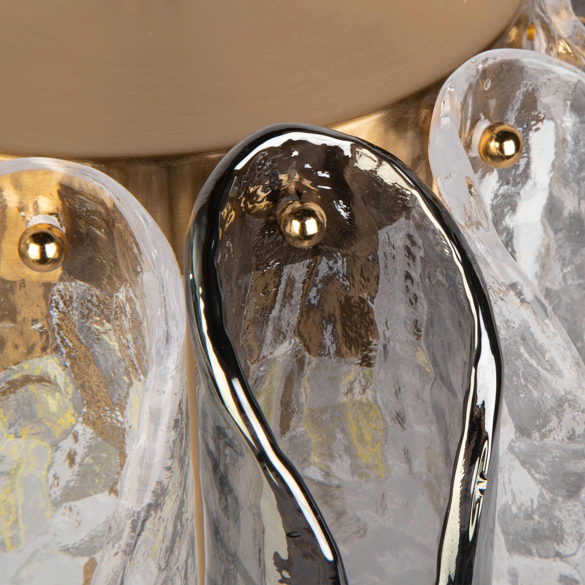 Настольный светильник со стеклянным рассеивателем Bogate's Callas 01125/2. Фото 3