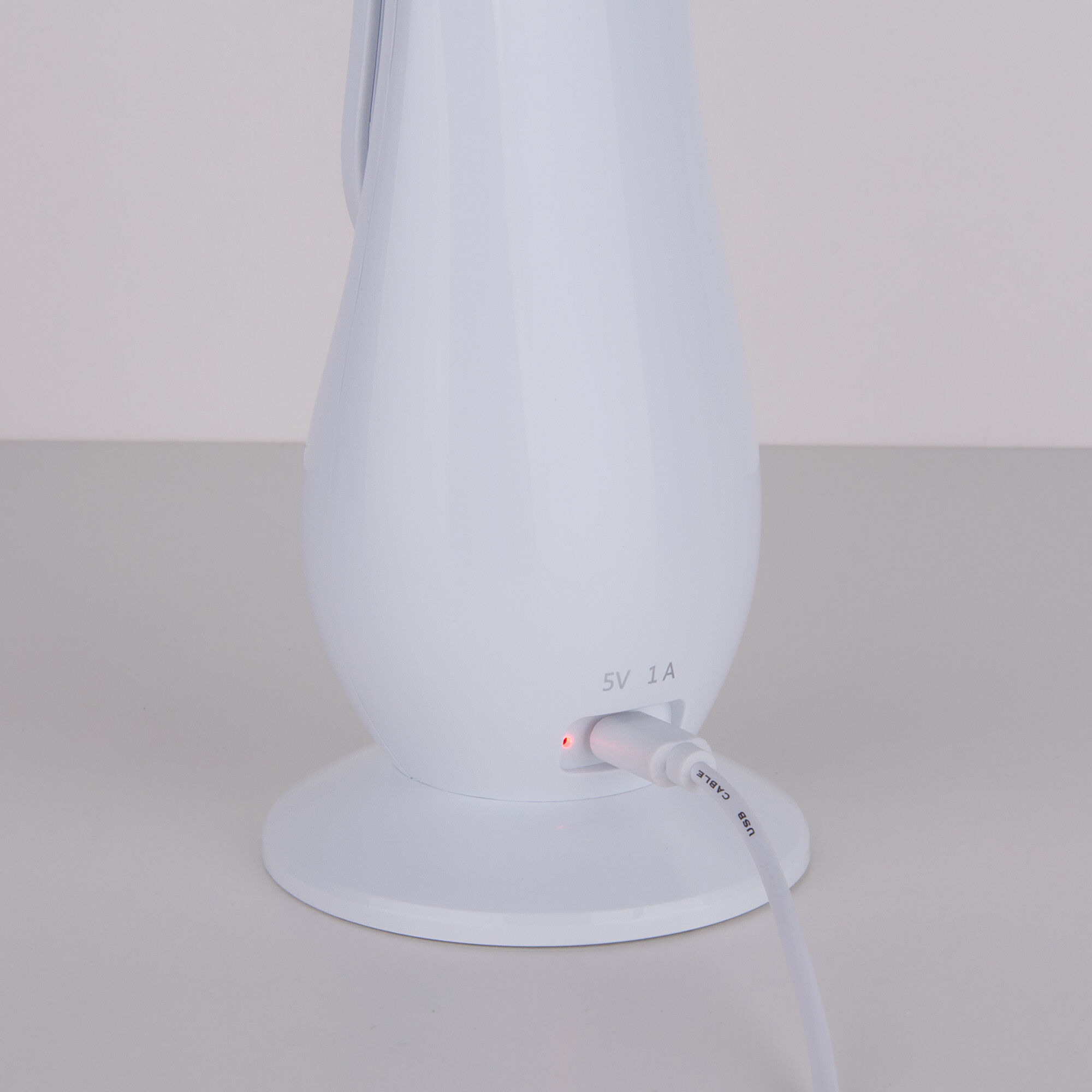 Настольный светодиодный светильник с сенсорным управлением Eurosvet Orbit Orbit белый (TL90420). Фото 6