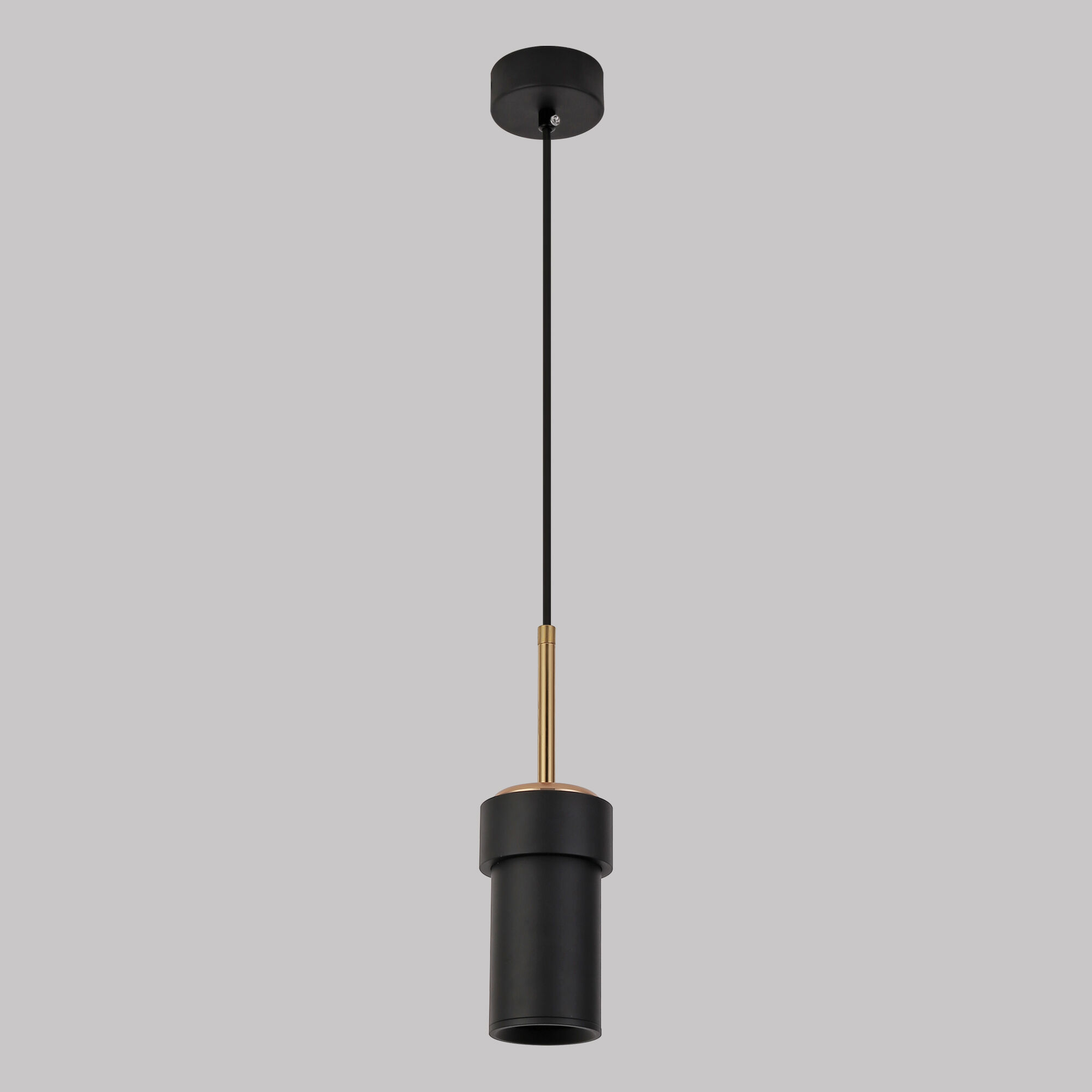 Подвесной светильник с металлическим плафоном Eurosvet Pebble 50264/1 черный. Фото 1